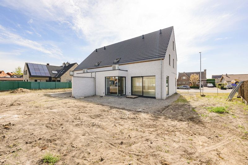 Nieuwbouwwoning te Meulebeke. foto 19