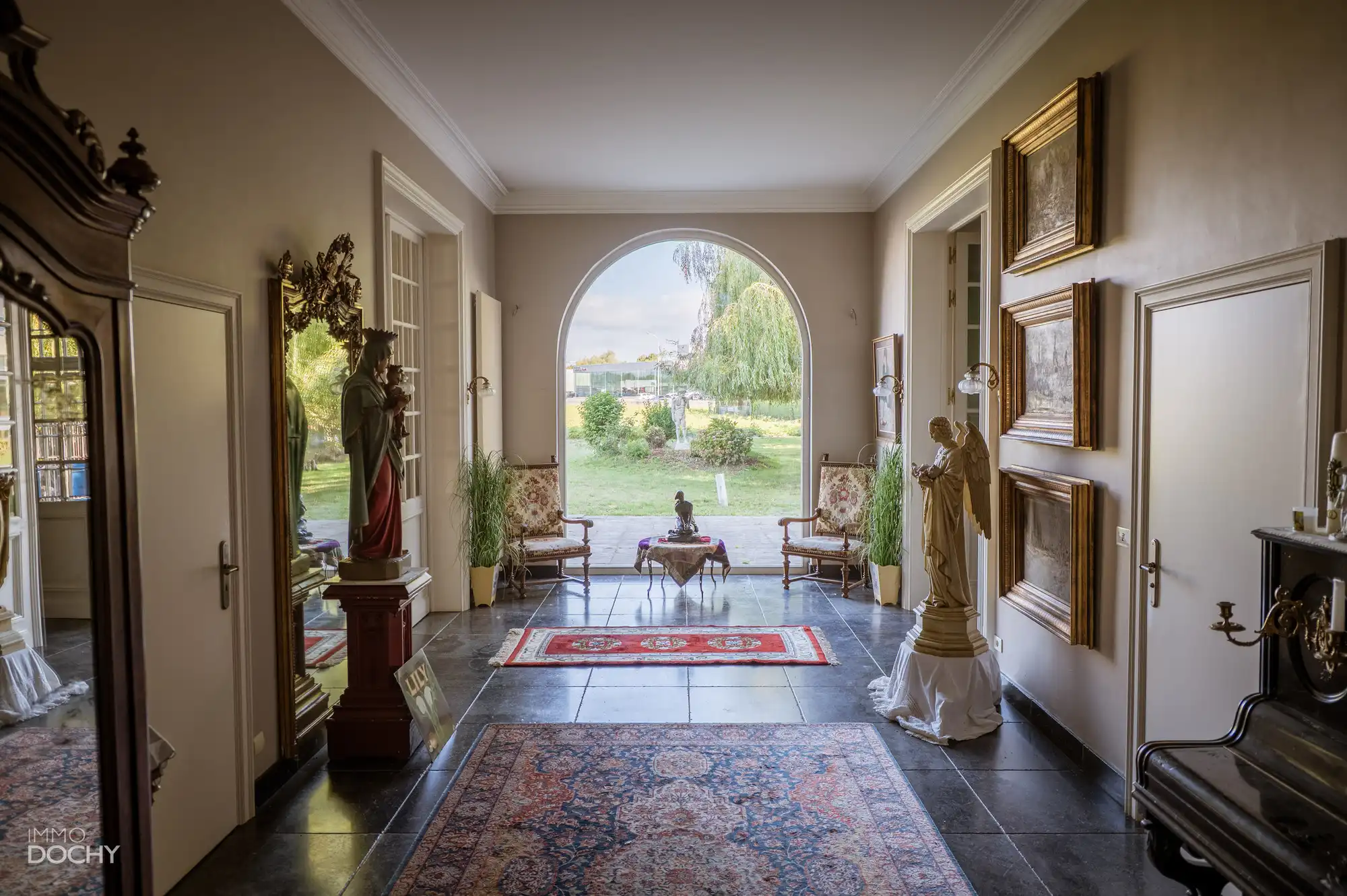 Ruime villa met veel mogelijkheden foto 5