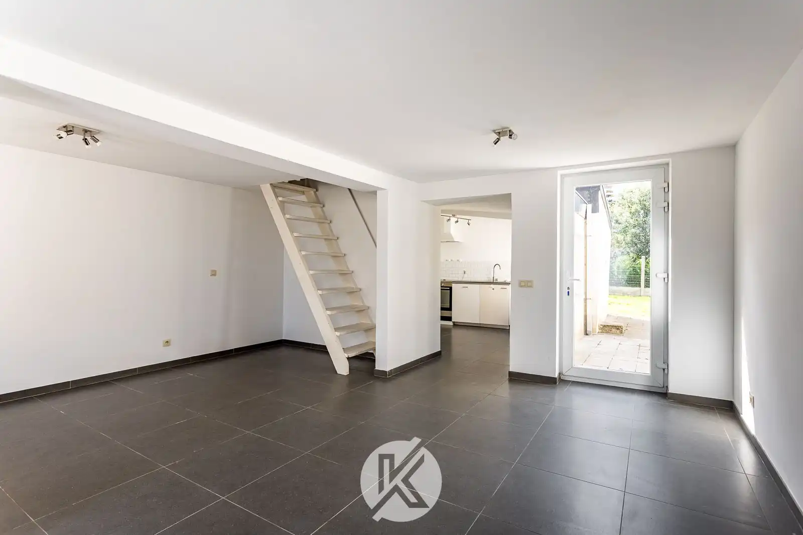 Instapklare woning in een aangename omgeving foto {{pictureIndex}}