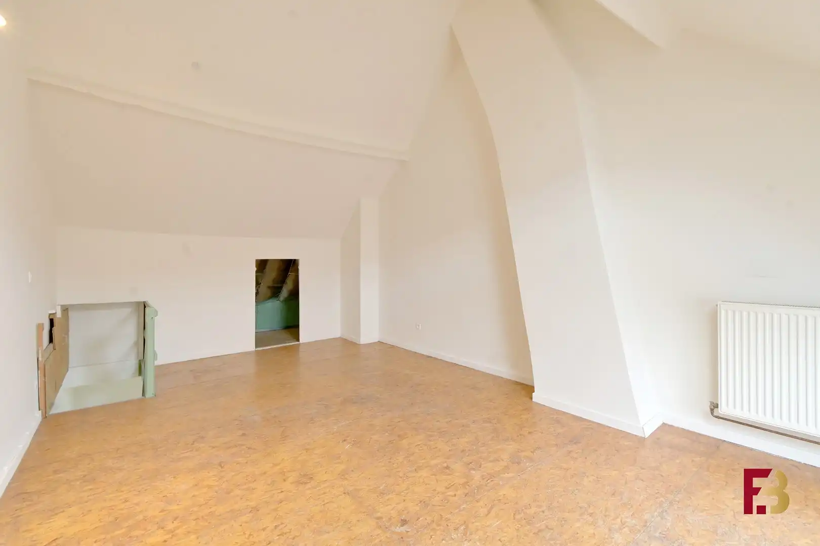 Charmante stadswoning met koertje op topligging in de Brugsepoort foto 11