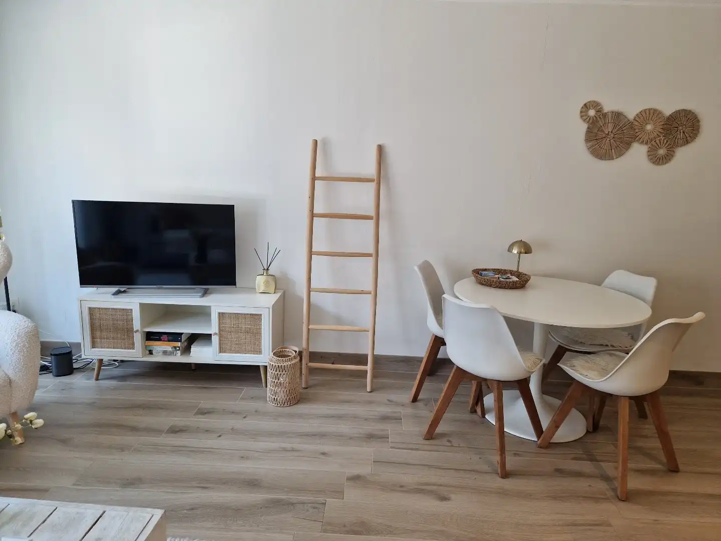 Vernieuwd 2-slaapkamerappartement in Nieuwpoort foto 5