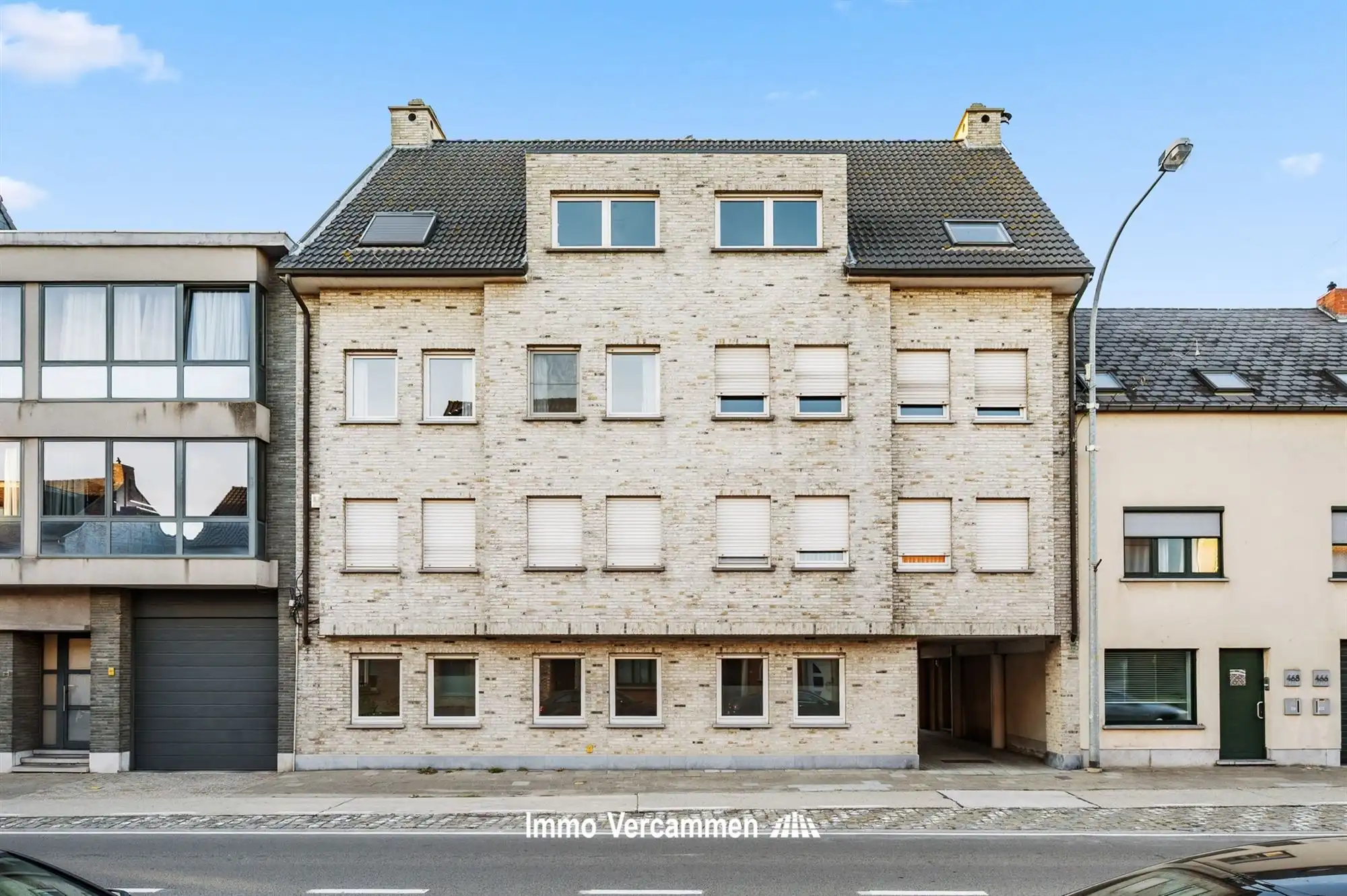 Gelijkvloersappartement met 1 SLPK en garagebox te Putte foto {{pictureIndex}}
