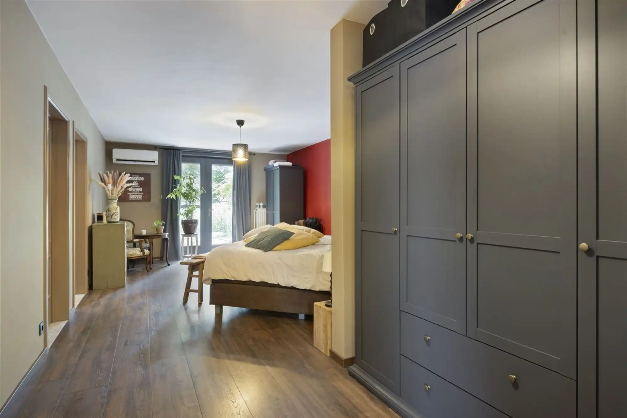 Verrassend ruime villa met klasse in een groene omgeving foto 35