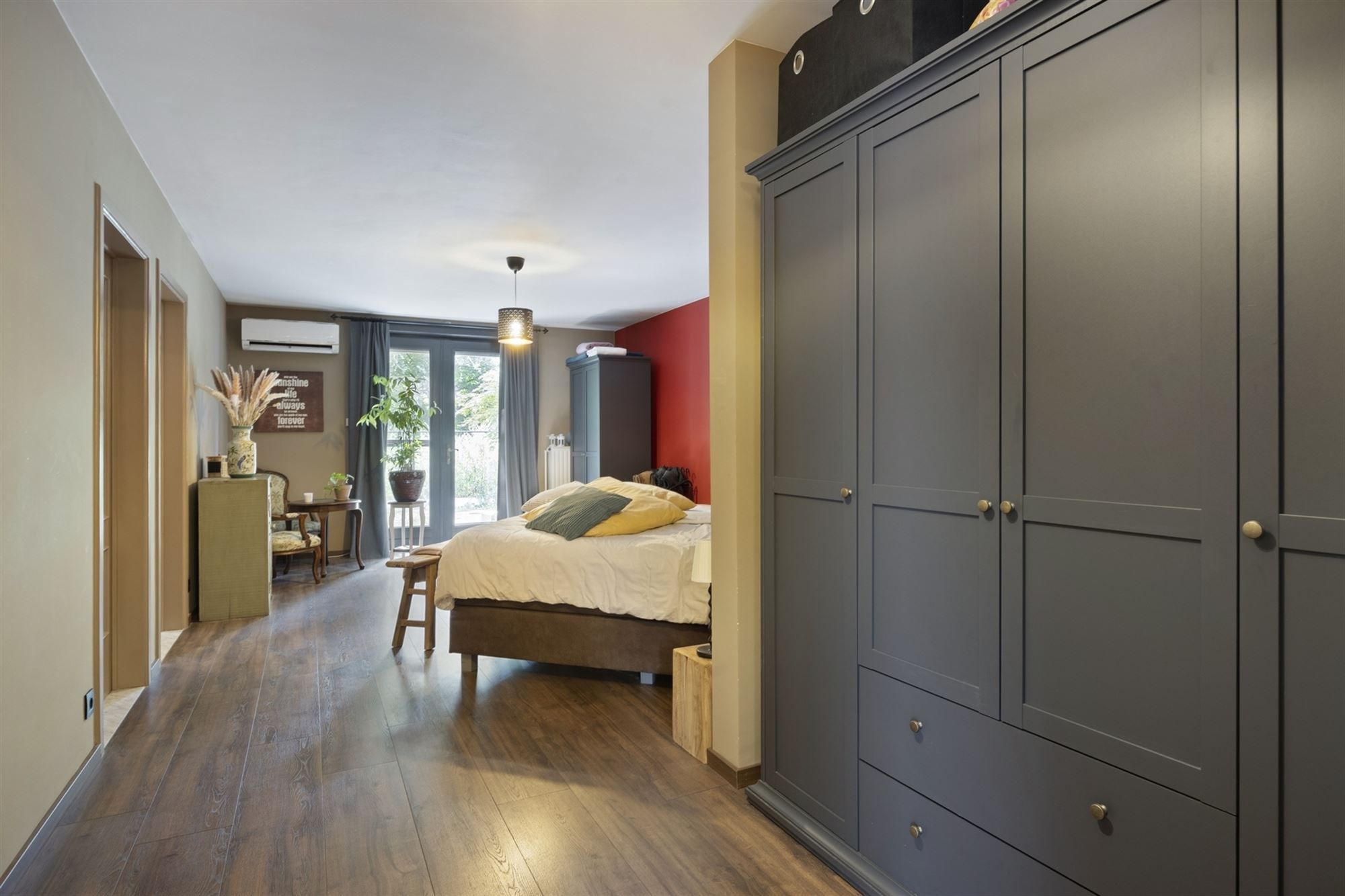 Verrassend ruime villa met klasse in een groene omgeving foto 35