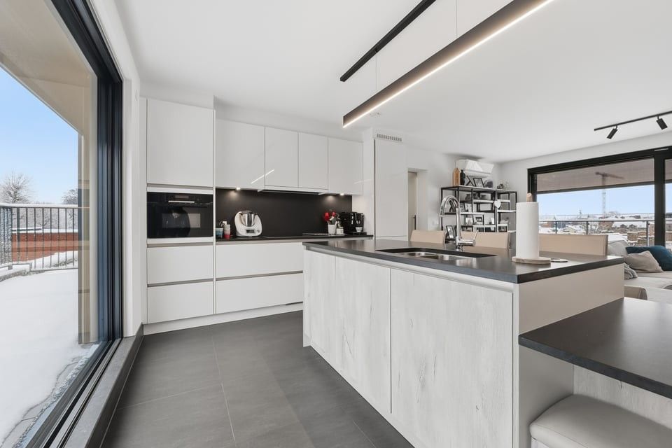 PENTHOUSE MET UNIEK DAKTERRAS, SAUNA EN STAANPLAATS IN HARTJE SINT-TRUIDEN foto 10