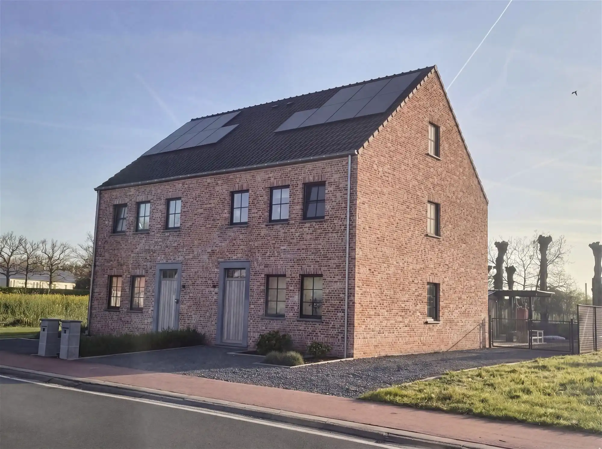 recente woning - tot in de puntjes afgewerkt - met 4 slaapkamers foto 10