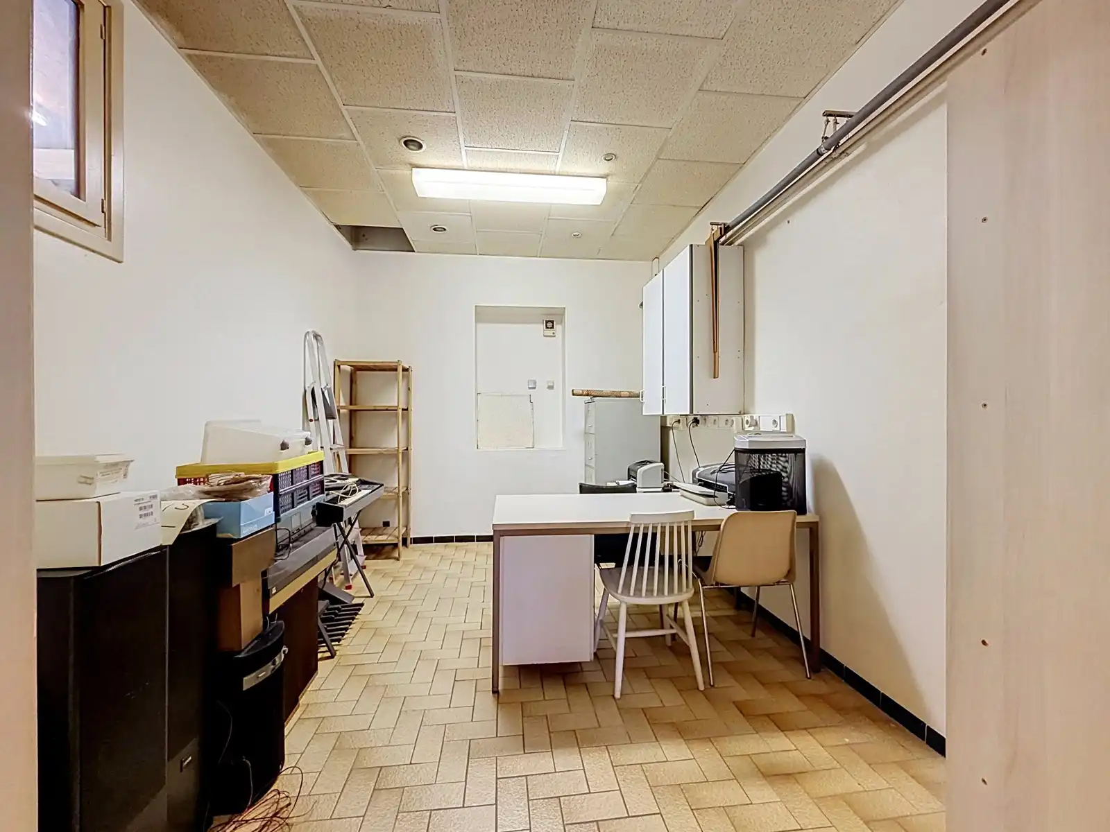 Ruime woning met 2 SLPK, Garage én Werkplaats/Magazijn! foto 16