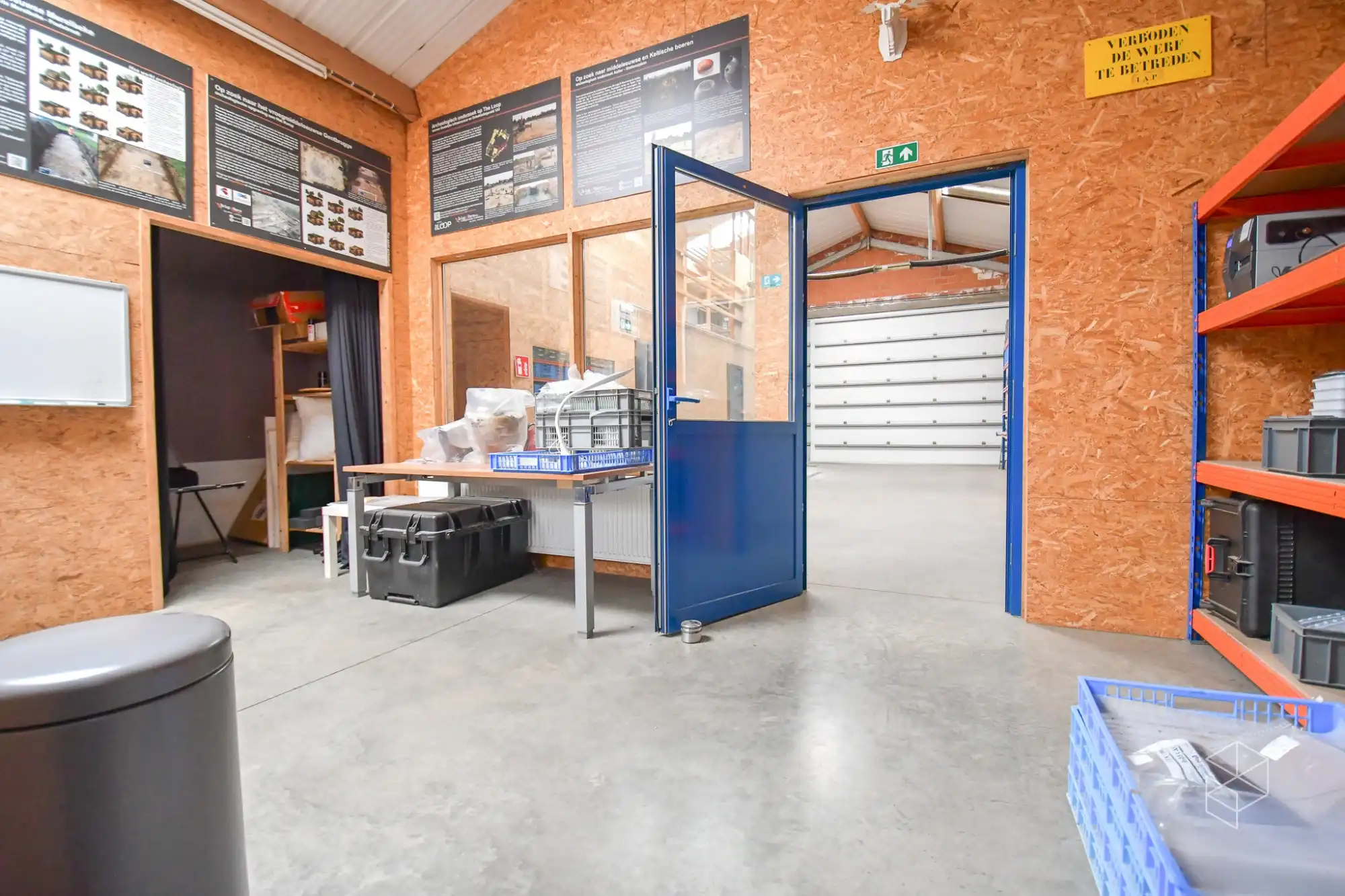 Ruime loods met kantoor ruimte (249m²) te Maldegem foto 11