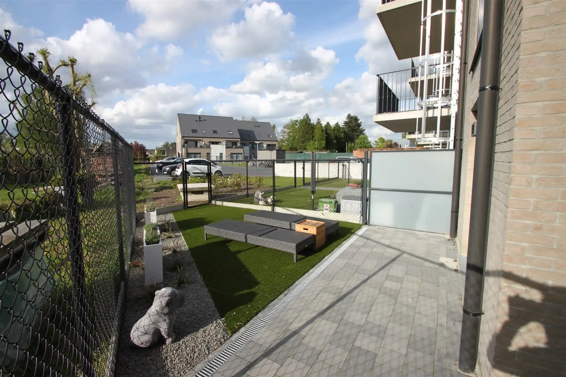 Gelijkvloersappartement met tuin en 2 slaapkamers foto 8