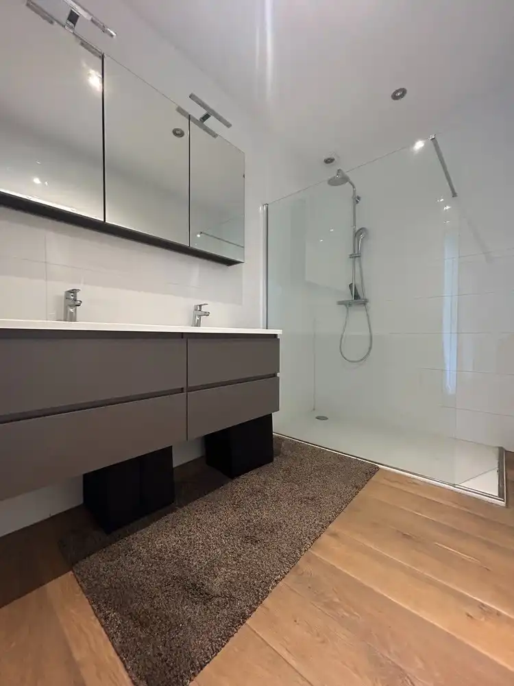 Appartement te huur foto 11