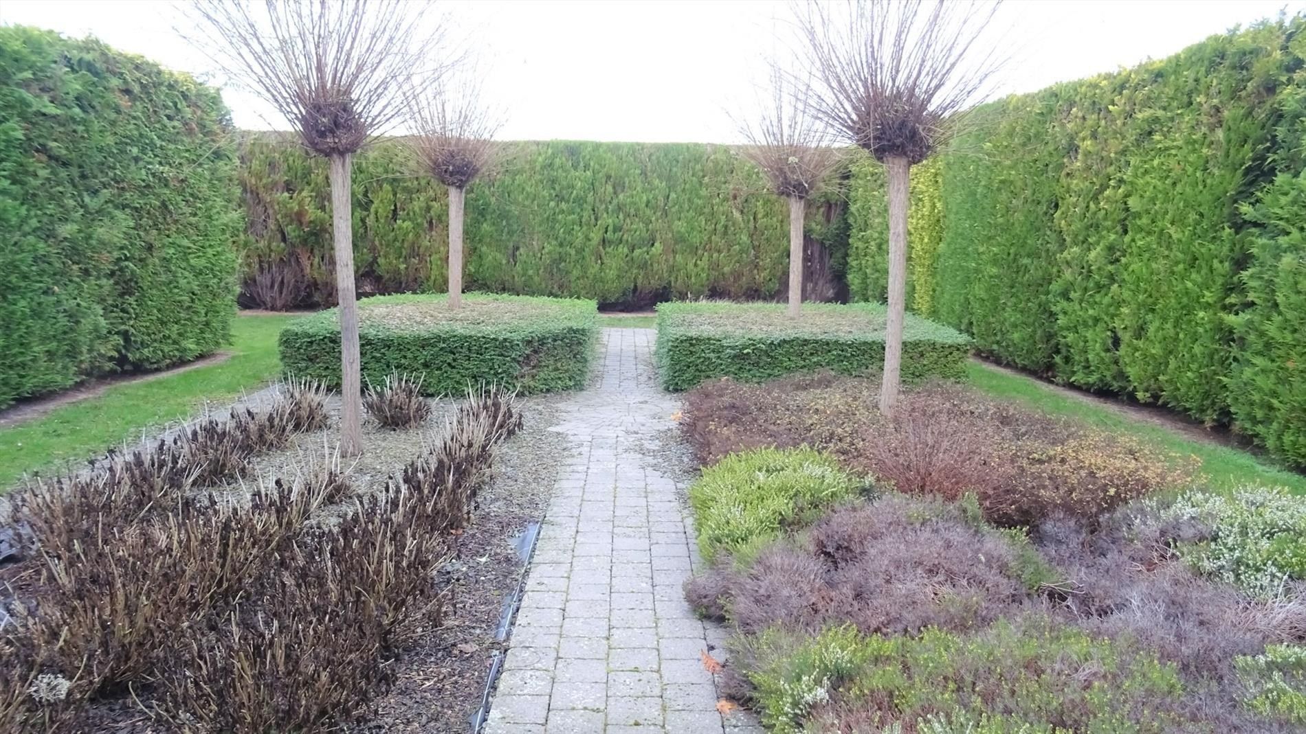 Gerenoveerde, rustig gelegen OB met 2 slpks foto 2