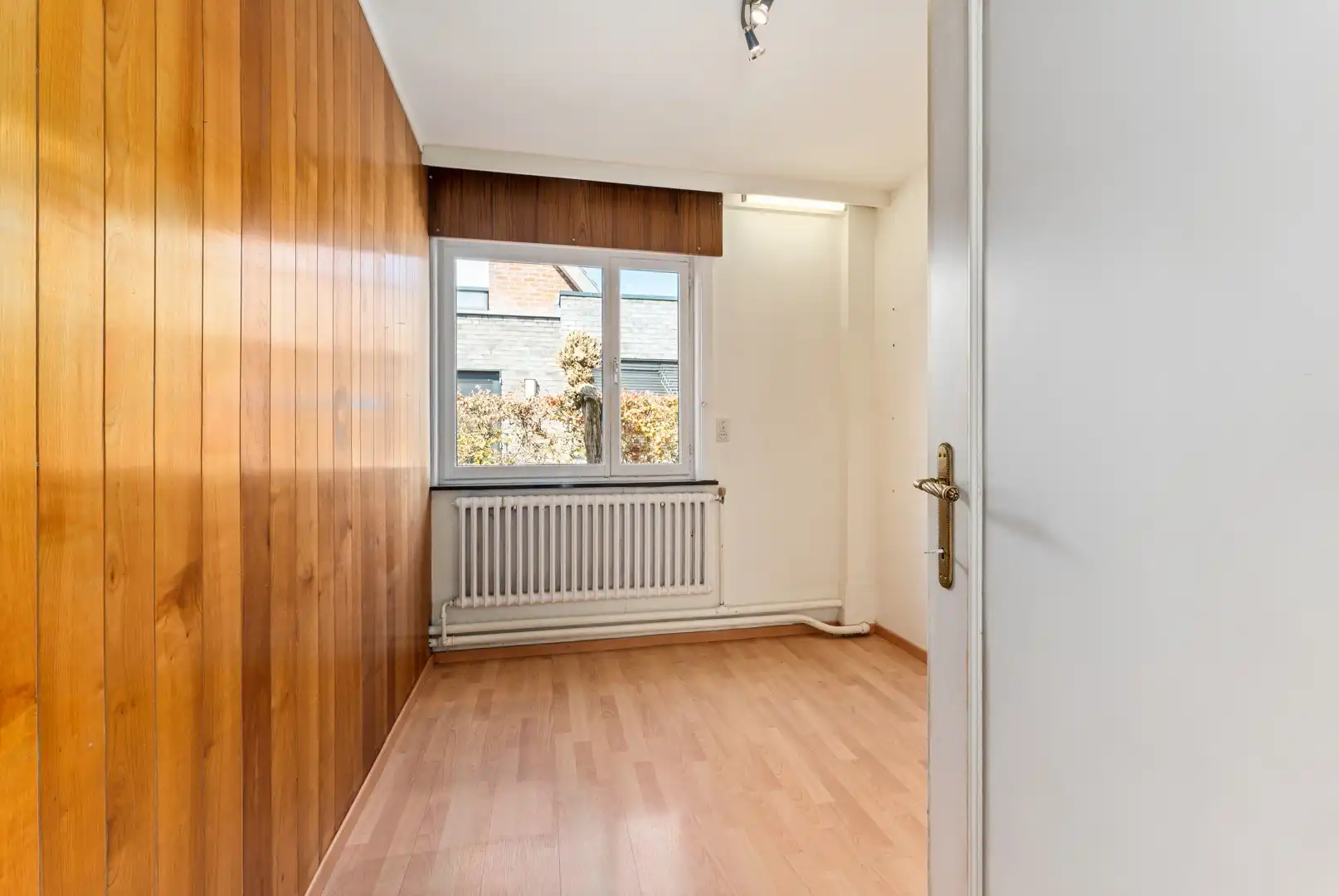 Lichtrijke woning te koop op een vlot bereikbare locatie foto 23
