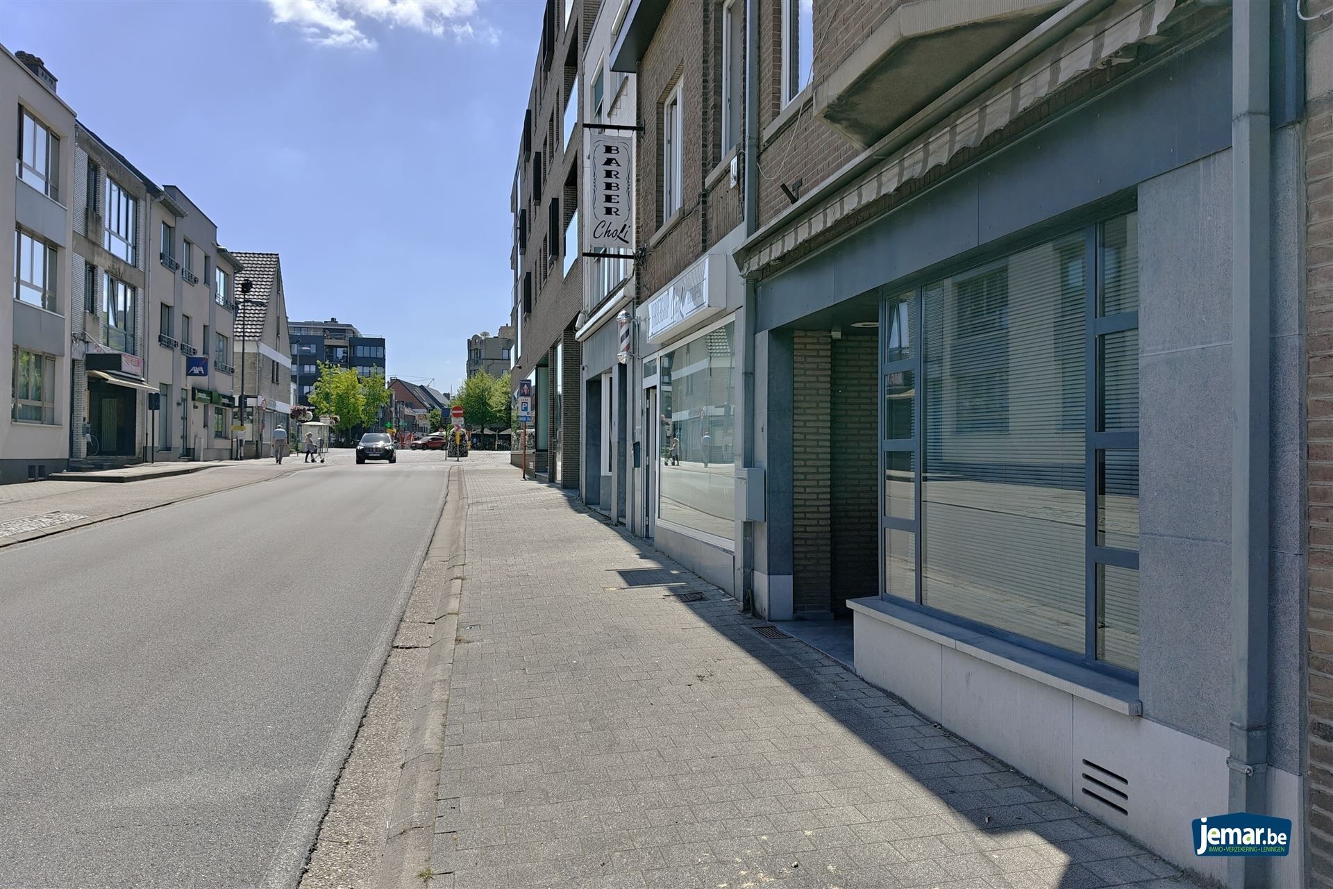 Gerenoveerd pand met 5 slpk. en stadstuin in het centrum van Lanaken foto 2