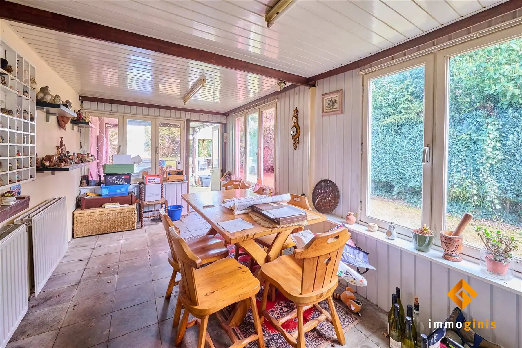 Knusse, te renoveren woning met 3 slaapkamers op een ruim perceel van 8a62ca! foto 9