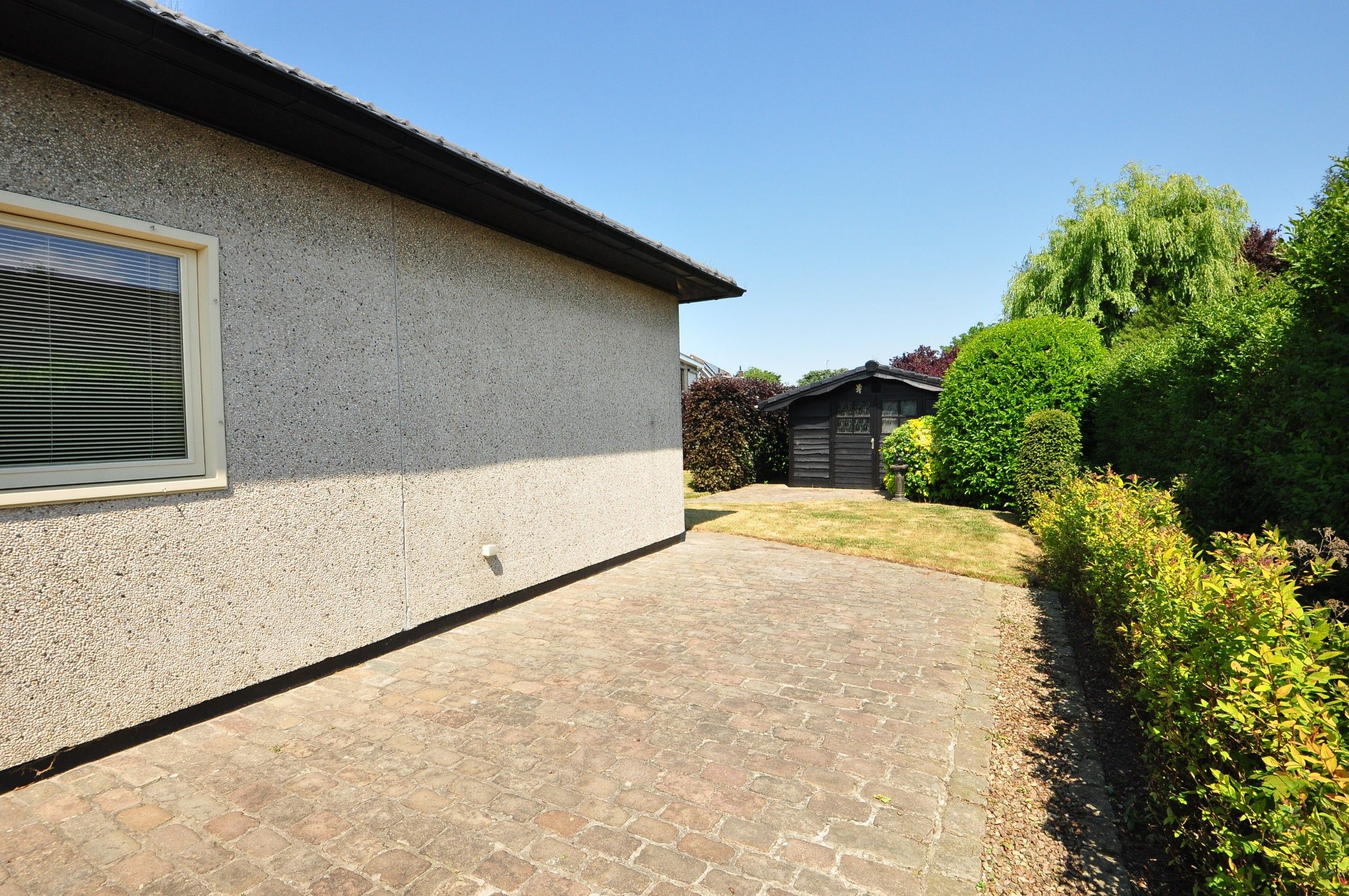 Alleenstaande woning met grote tuin, garage en carport te Zandvoorde foto 14