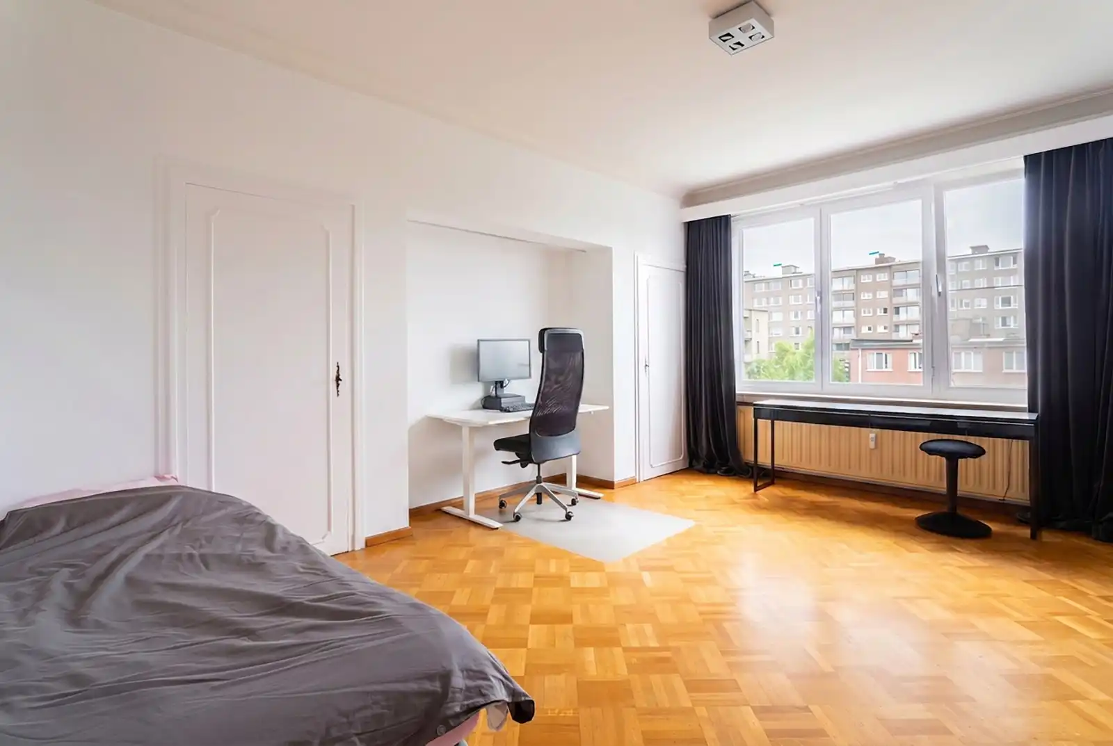 Ruim 2-slpk appartement met prachtig uitzicht foto 12