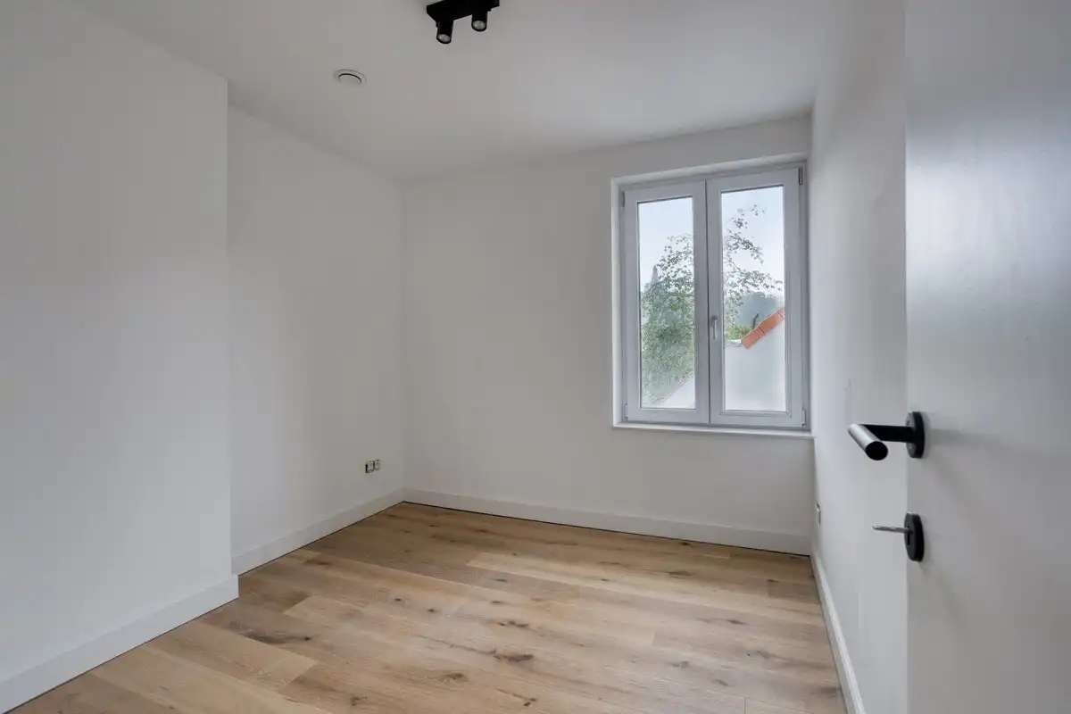 Gerenoveerde woning aan Coloma - EPC label A foto 9