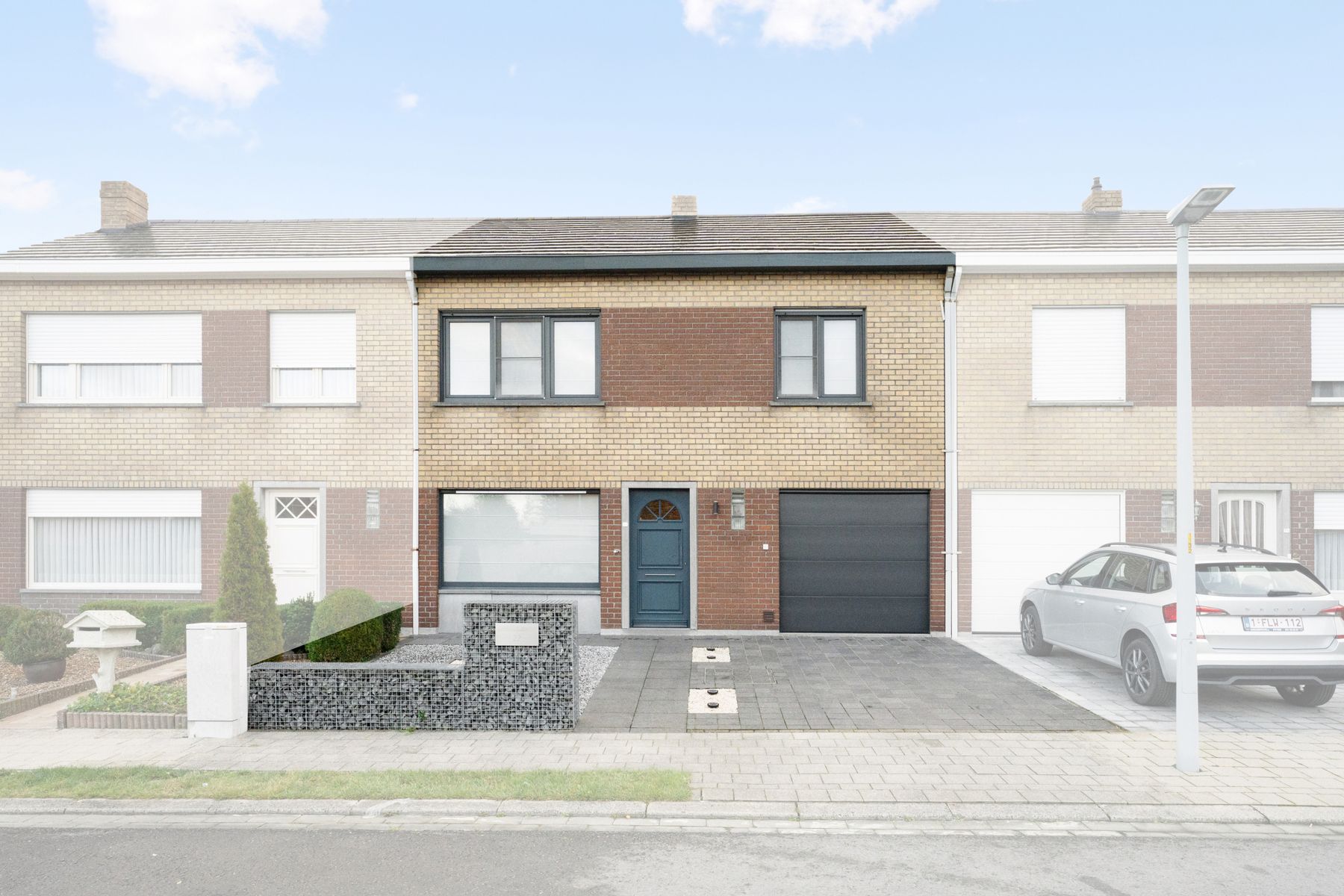 Rustig en centraal gelegen instapklare woning met garage. foto {{pictureIndex}}