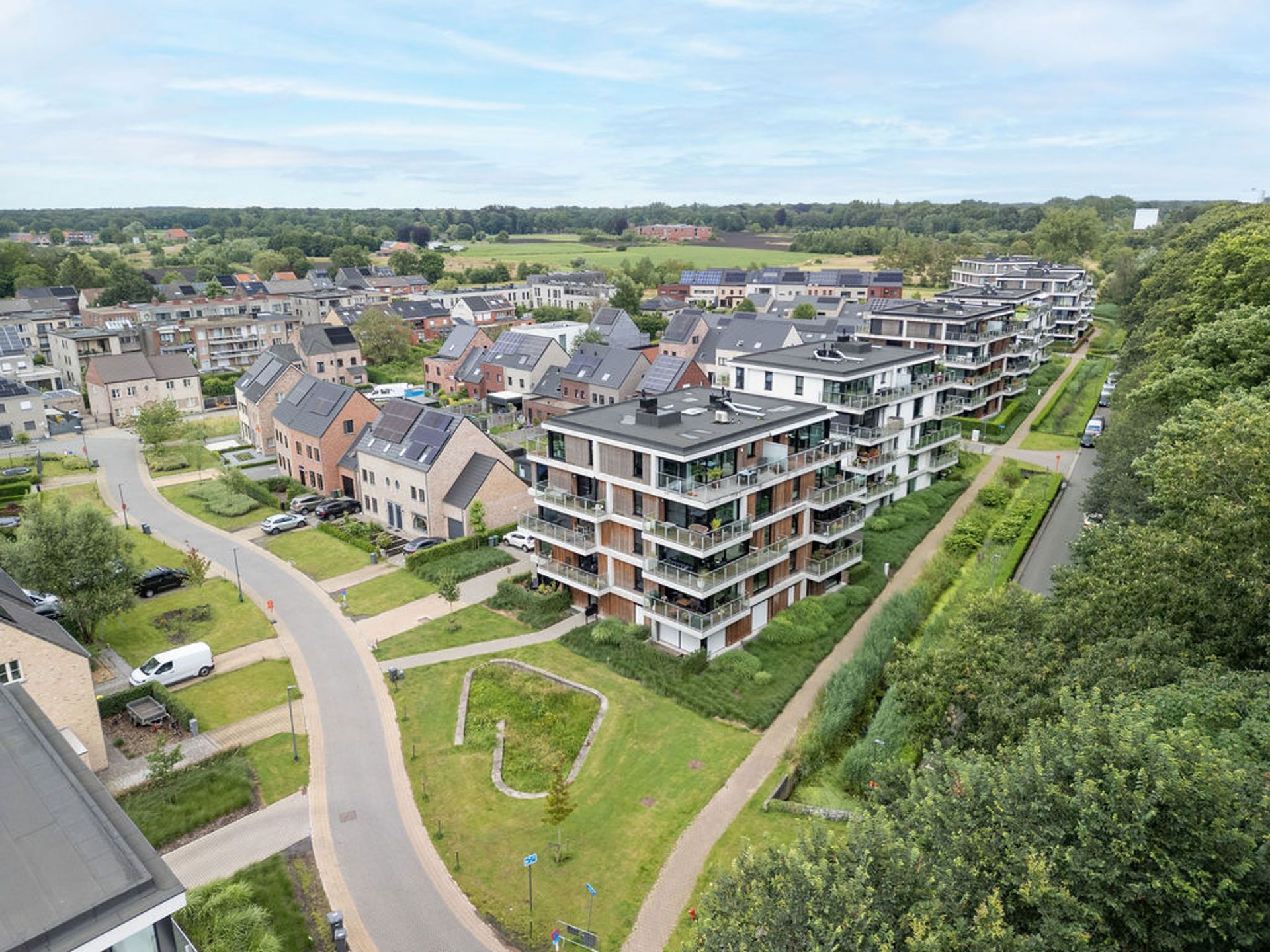 Energiezuinig luxe penthouse met ruim terras en autostpls. foto 25
