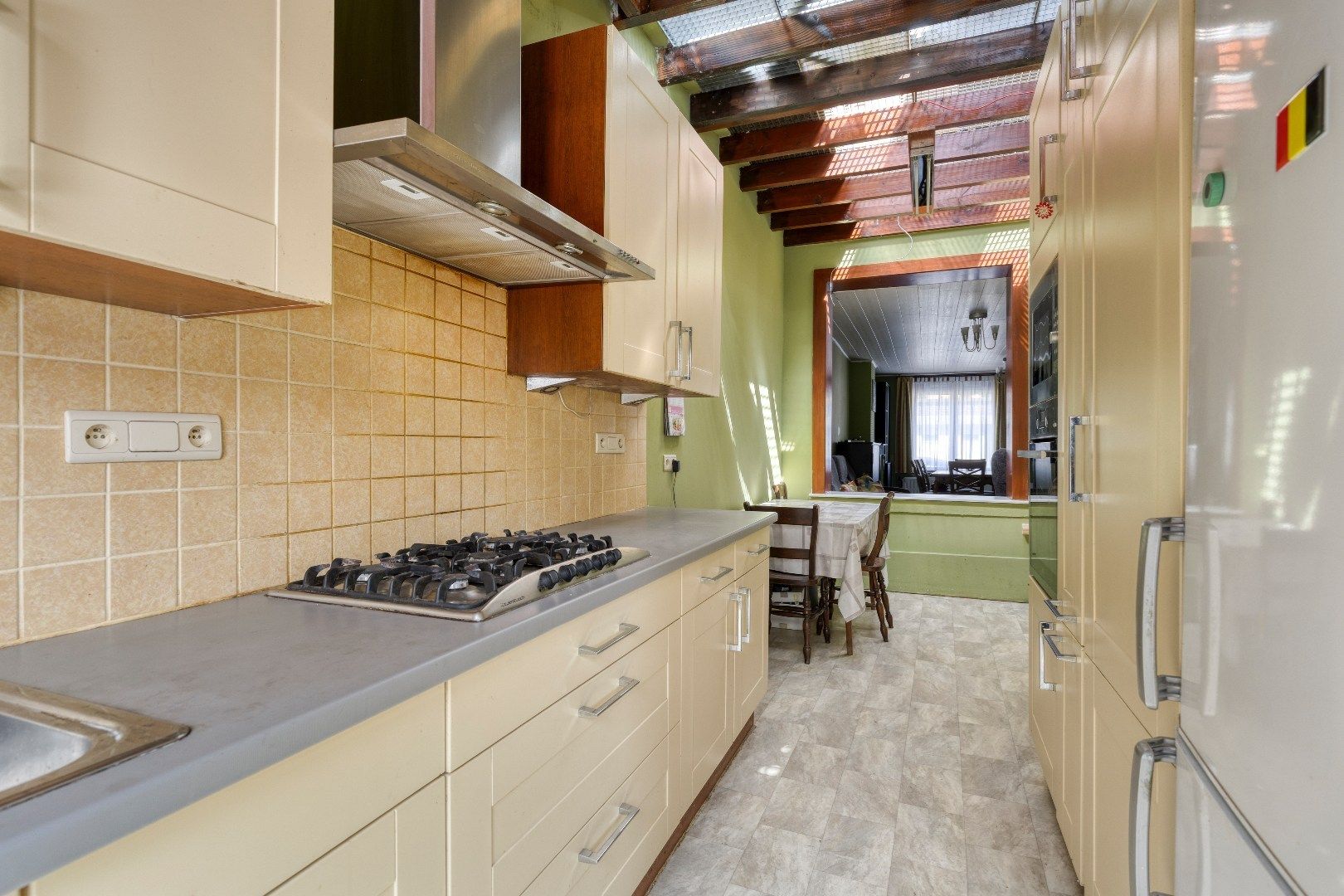 Energiezuinige woning met 3 slaapkamers, bureau, tuin en 1 garagebox foto 6