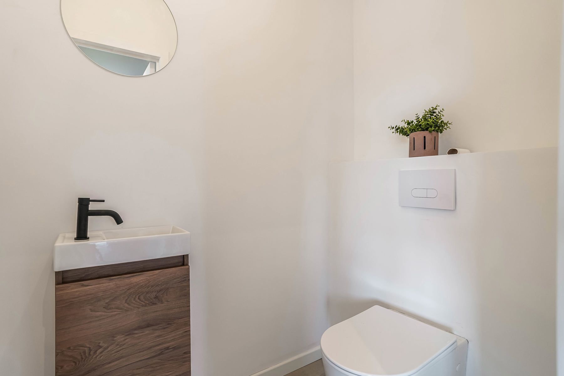 Fantastisch gelegen, compleet gerenoveerde half open bebouwing te Londerzeel foto 13