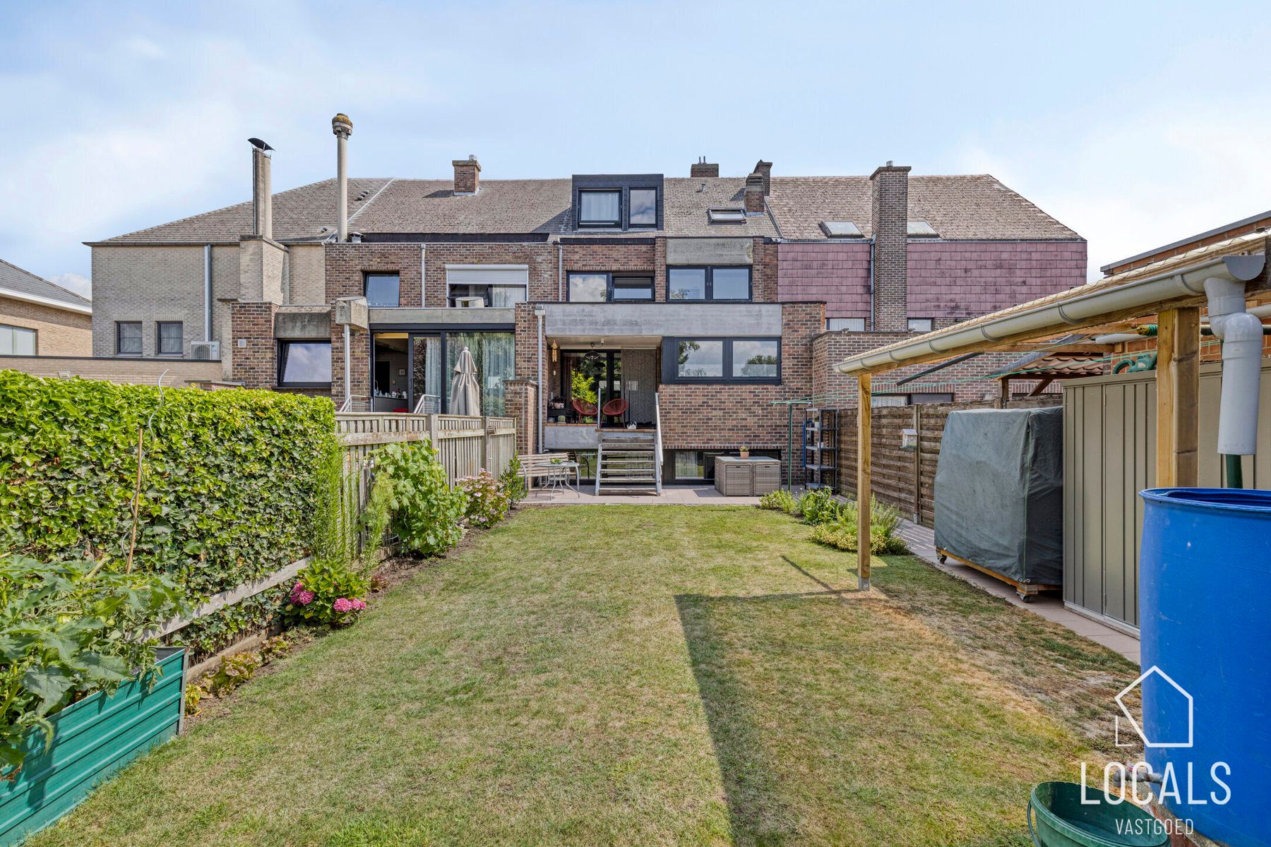 Appartement met garage, tuin en 2 slaapkamers op topligging foto 2