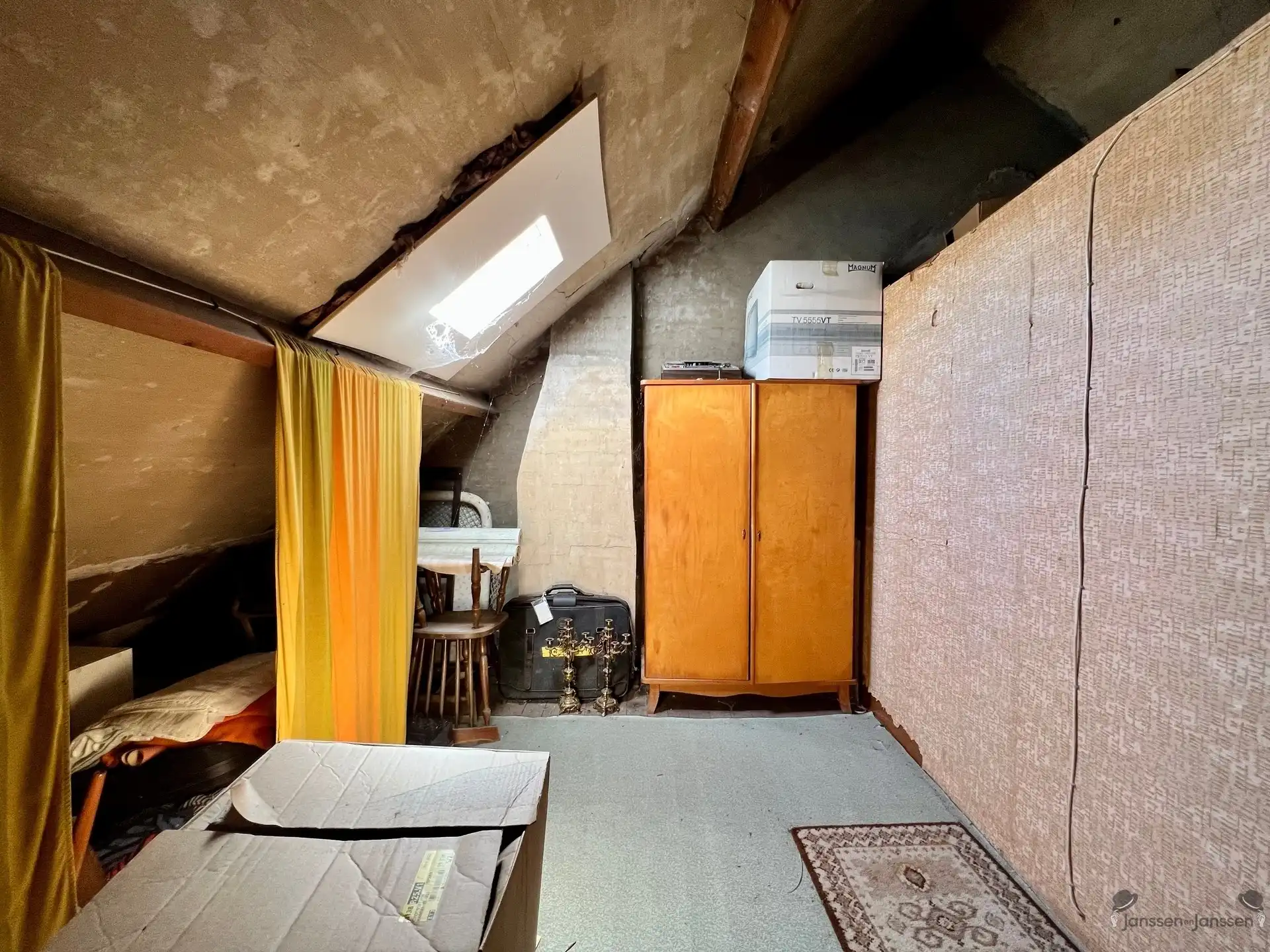 centrumwoning met veel ruimte en garage. foto 35
