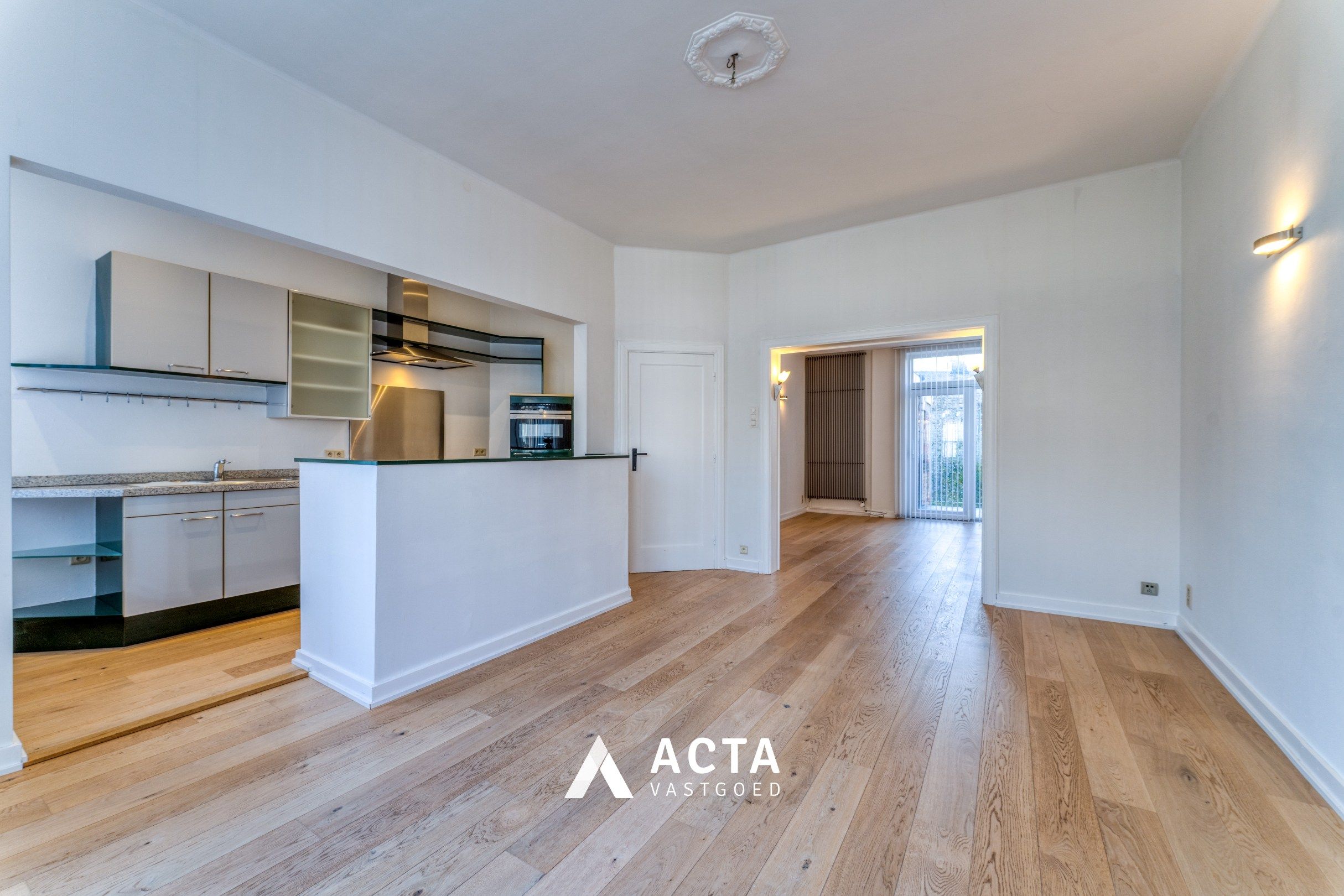 Charmant herenhuis- 3 slpk, praktijk +zonnige tuin foto 27