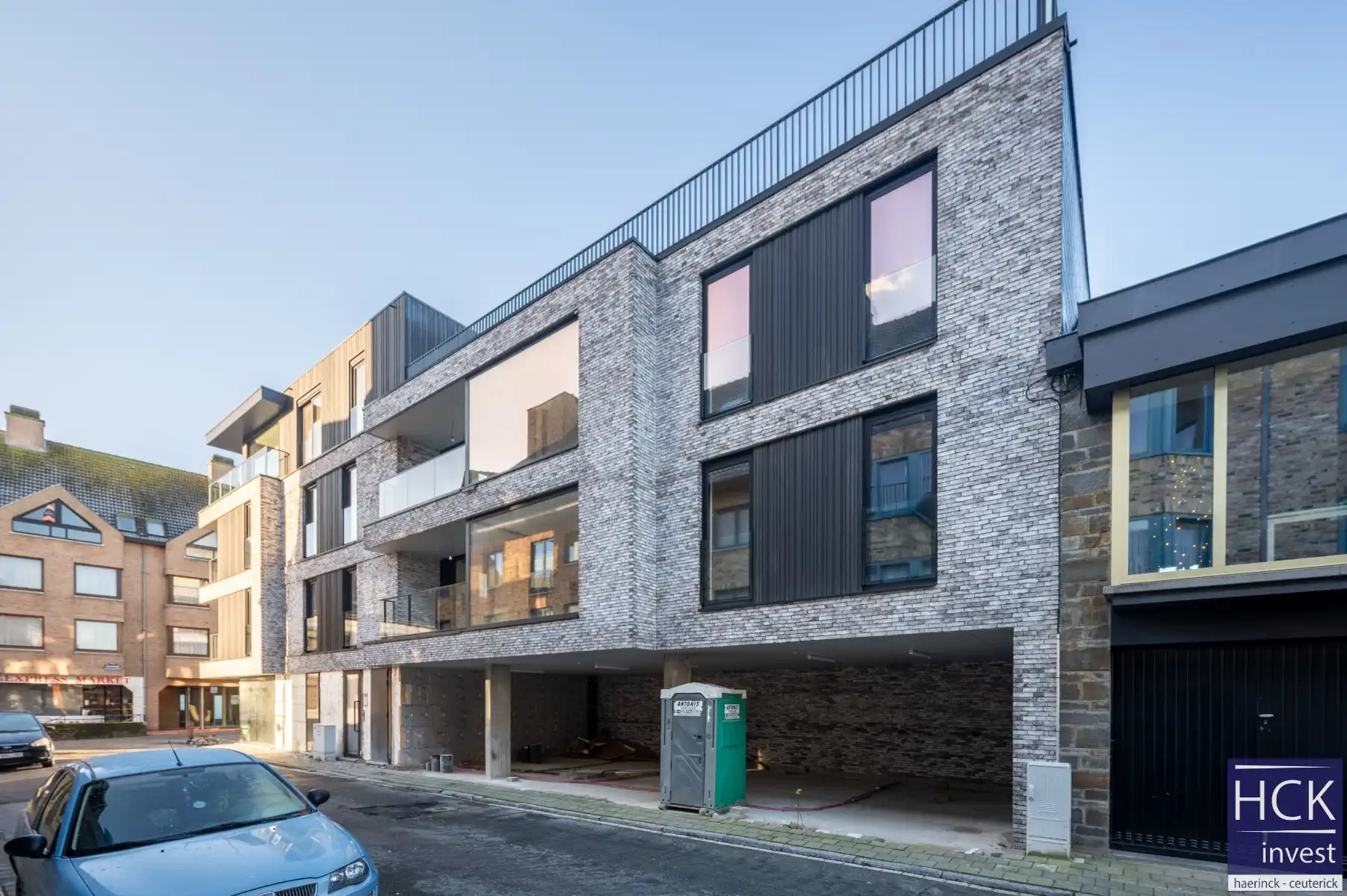 WAREGEM - 5 stijlvolle nieuwbouwappartementen op toplocatie foto 3