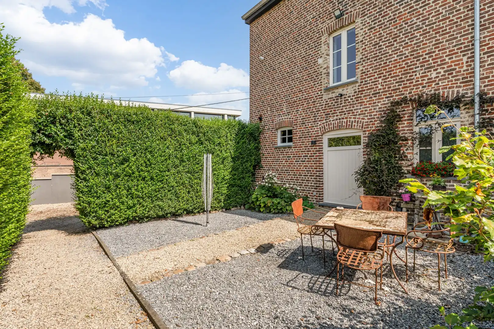 Karaktervolle gerenoveerde hoeve met 576 m² woonoppervlakte op 28a 02ca in Landen-Walshoutem. foto 43