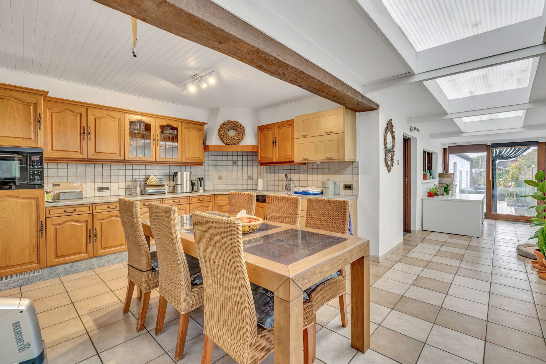 Ruime instapklare woning met 3 slpks en tuin foto 6