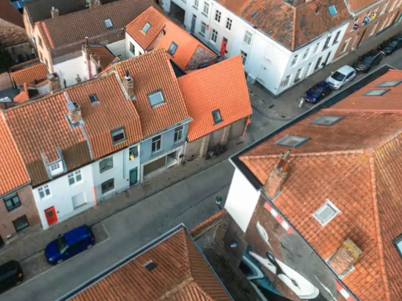 Gerenoveerde 2-slaapkamerwoning met terras te koop in Brugge foto 21