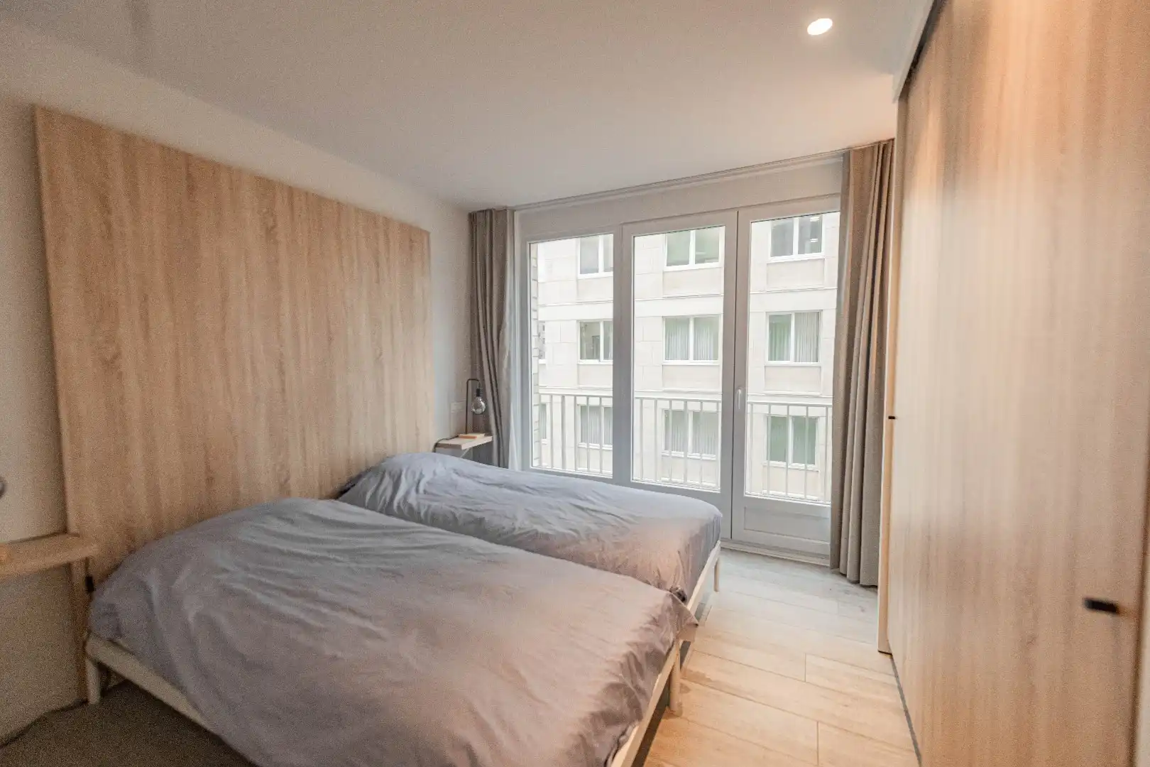 Vernieuwd luxueus appartement met 2 slaapkamers foto 12