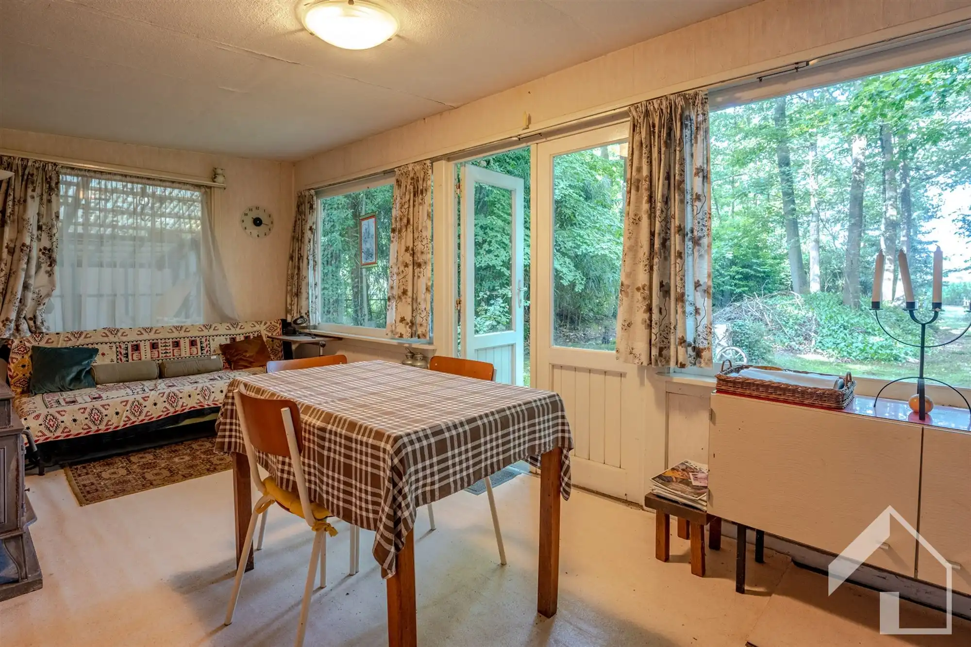 Recreatiegrond in het groen foto 5