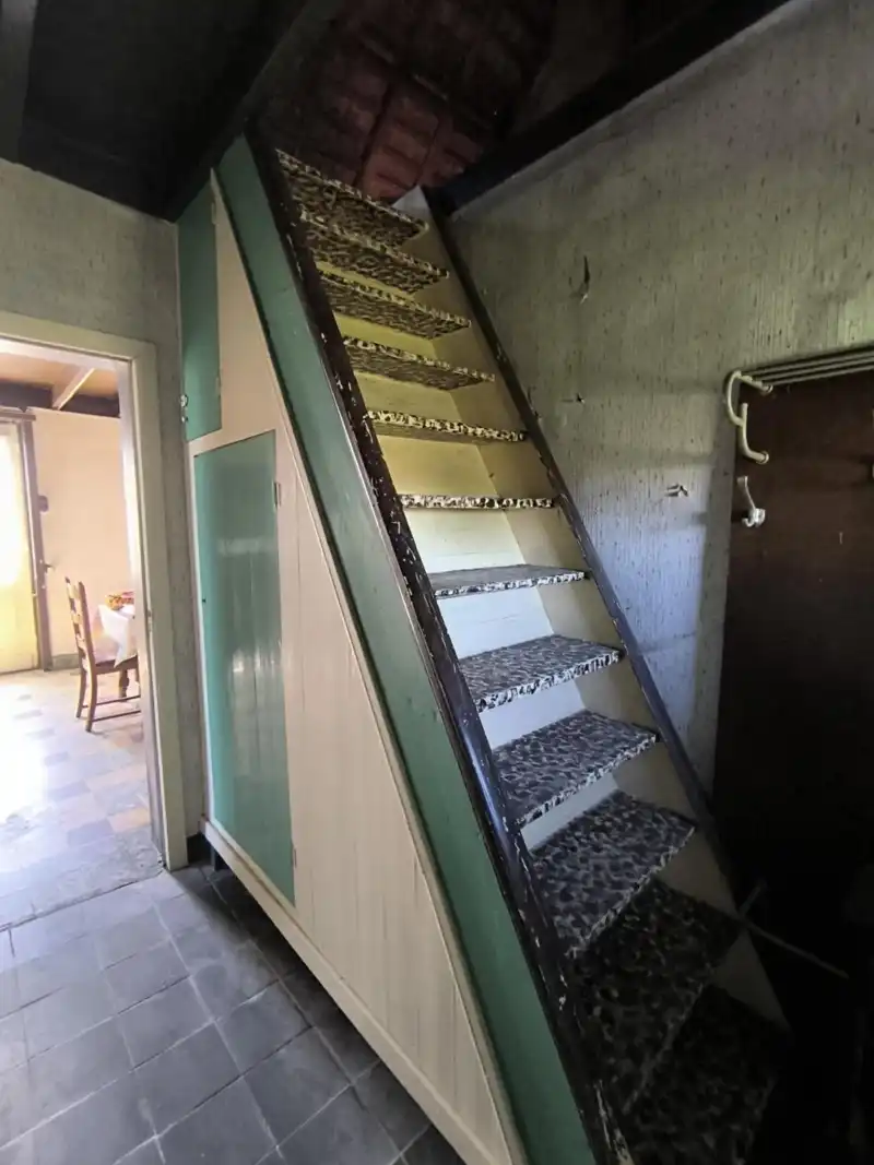 Hoeve met bijgebouwen foto 15