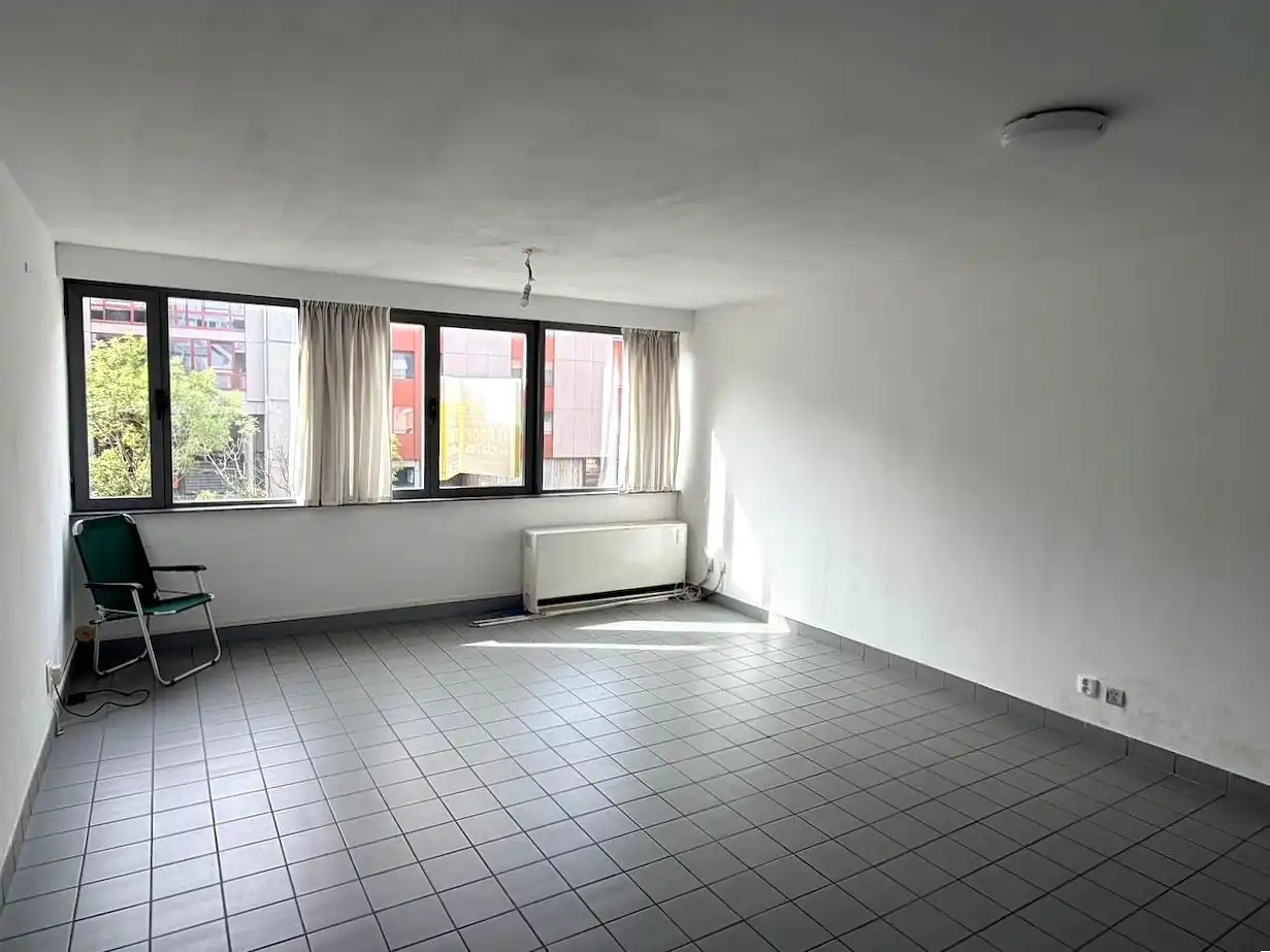 Gunstig gelegen appartement met 1 slaapkamer foto 4