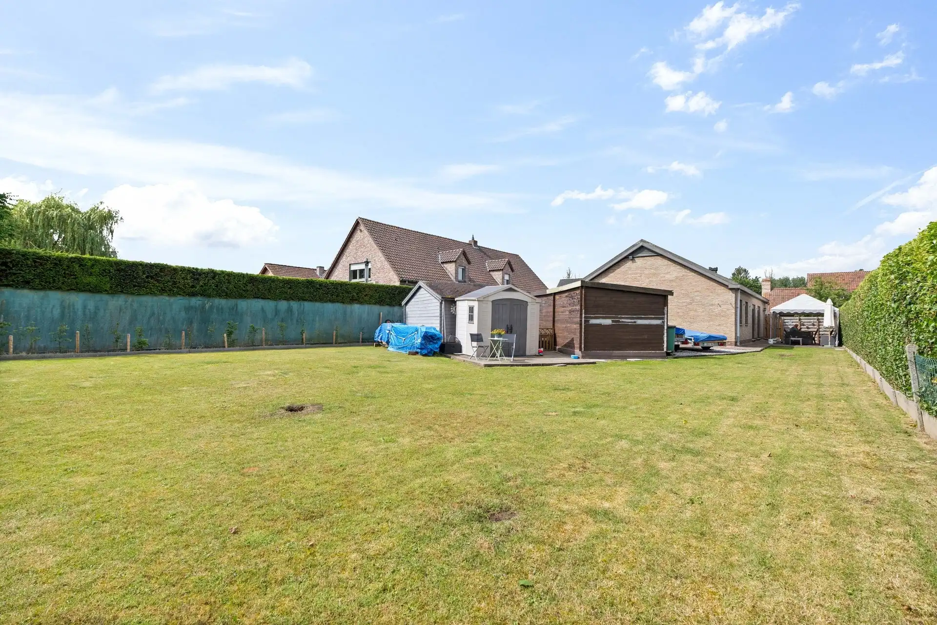 Rustig gelegen bungalow op een rustige ligging te Berlare op 885m² grond. foto 18