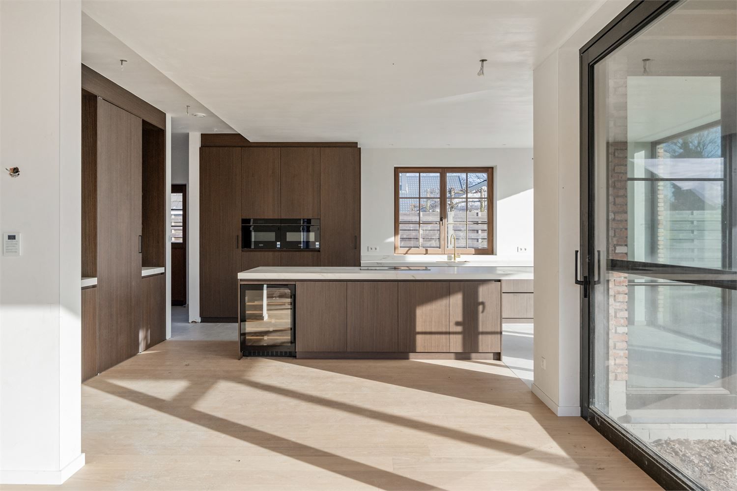 IDEALIS VASTGOED - BIJZONDERE WONING OP EEN KNAP PERCEEL VAN 10A 25CA OP RESIDENTIELE LOCATIE! foto 16