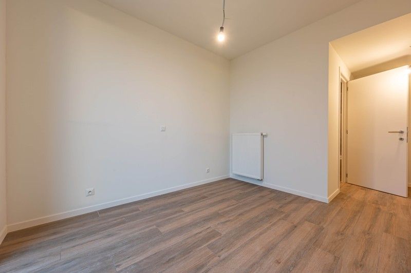 ! LAATSTE KANS AANKOOP 6% BTW ! Instapklaar 2 slaapkamerappartement in residentie DAC'ART Izegem. foto 7