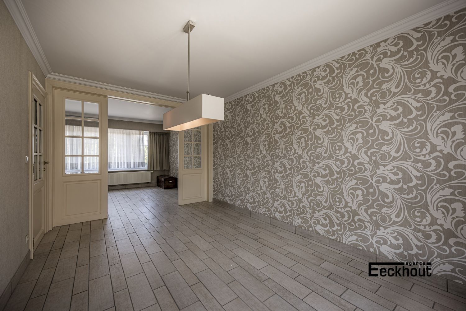 Ruime & perfect onderhouden woning op rustige ligging te Mariakerke! foto 6