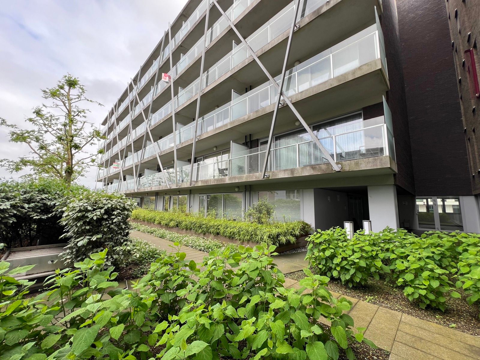 Centraal gelegen appartement met 2 slaapkamers en terras foto 23