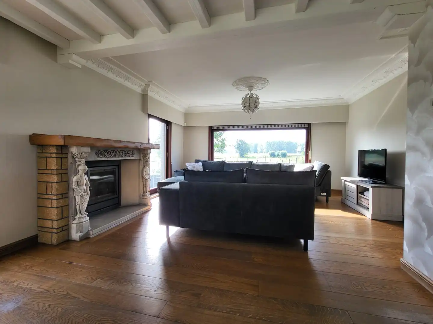 Exclusief landhuis op 2.917 m² met dubbele garage, prachtig zicht over de velden en optimale privacy. foto 14