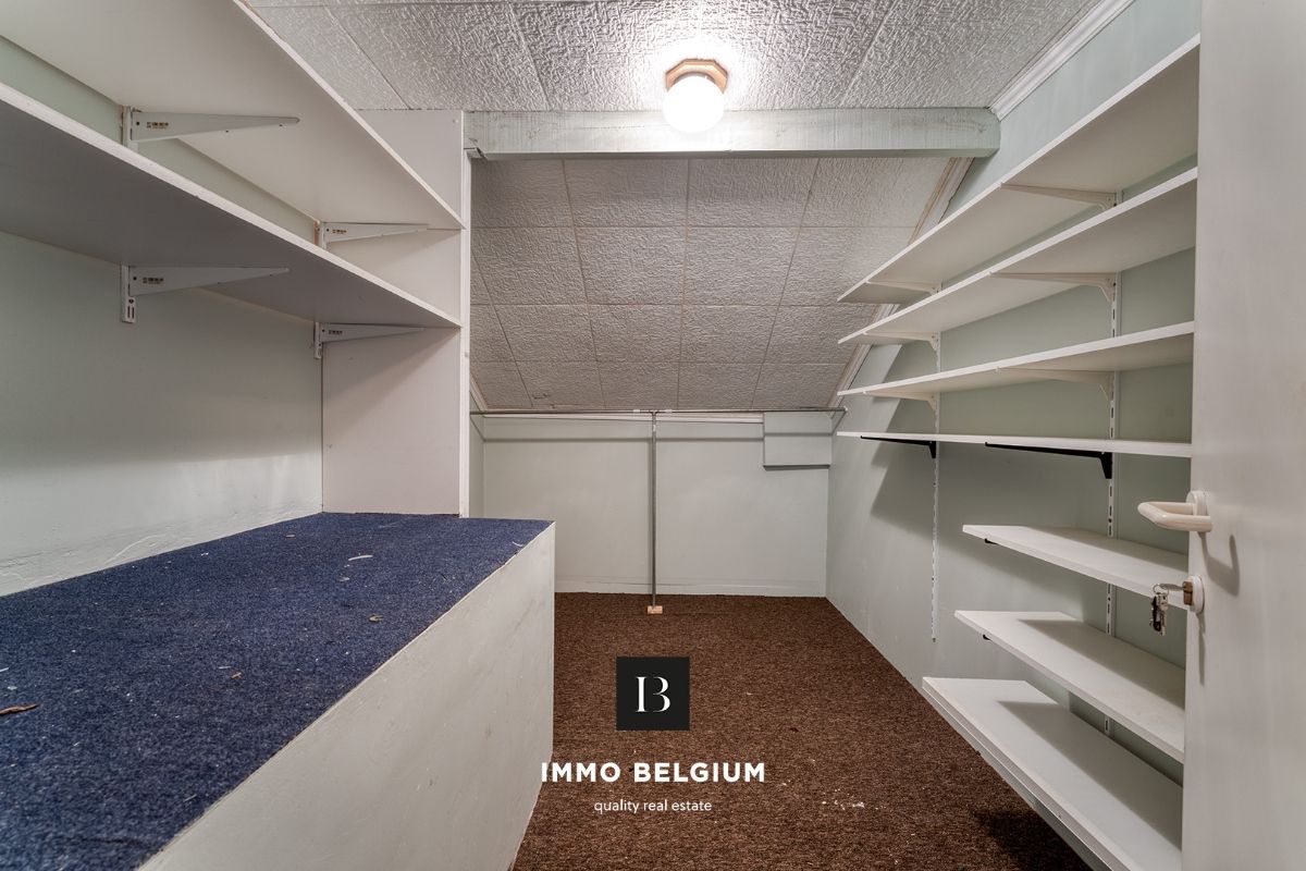 Ruim appartement met 3 slaapkamers in het centrum foto 12