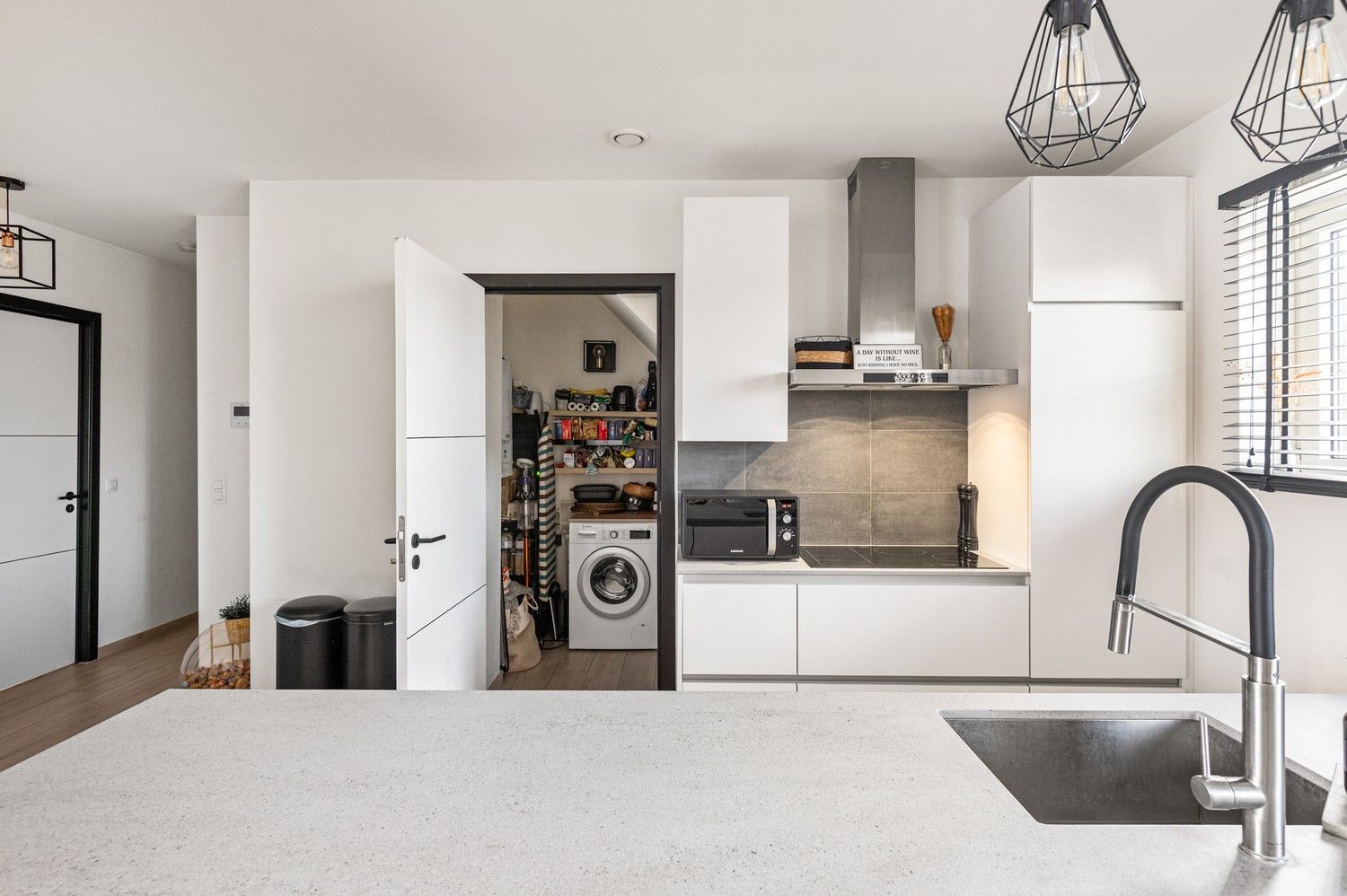 Dakappartement met 2 slaapkamers en riant terras te koop! foto 11