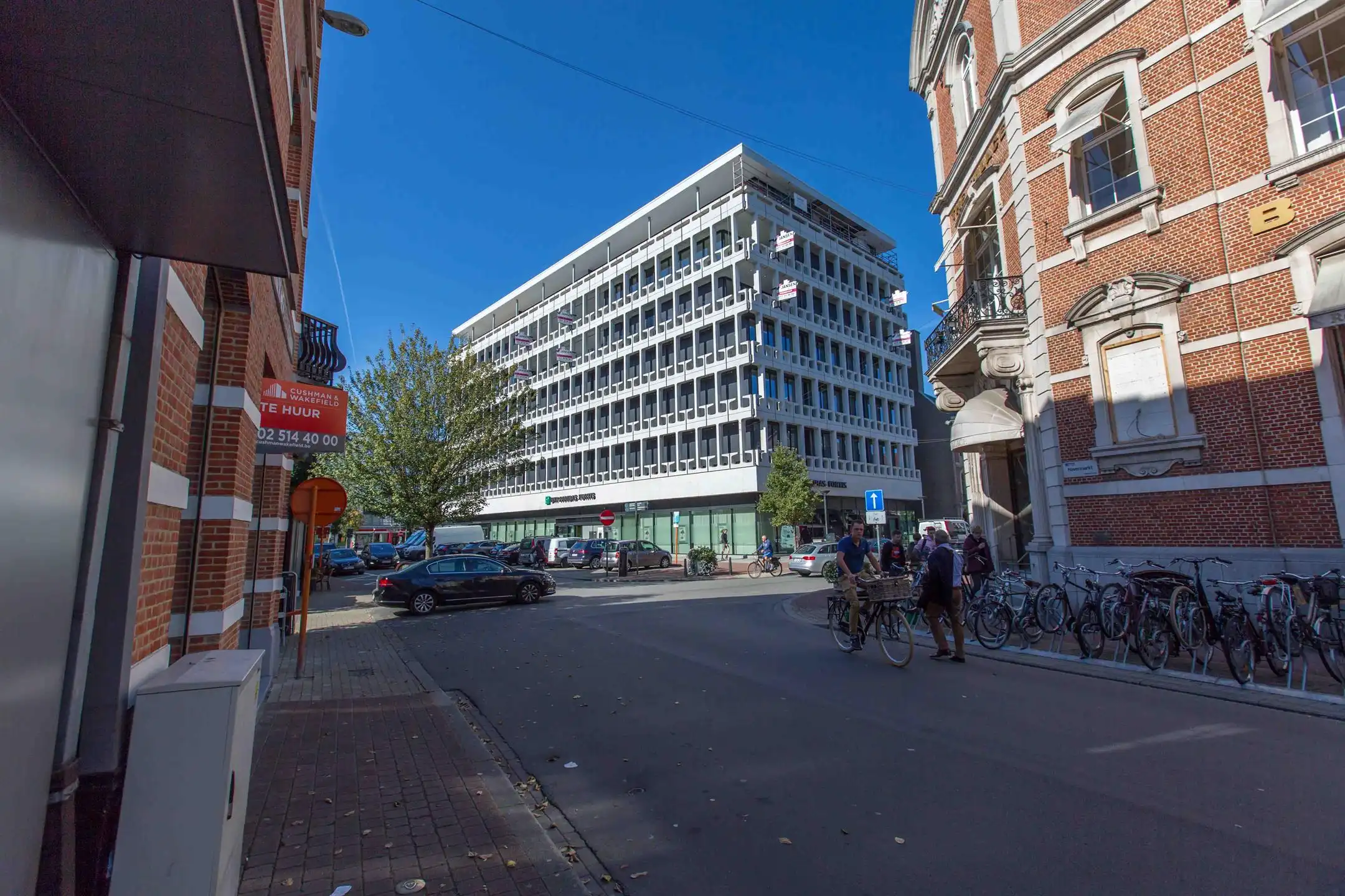 LUXUEUS APPARTEMENT MET 2 SLPKMRS foto 15