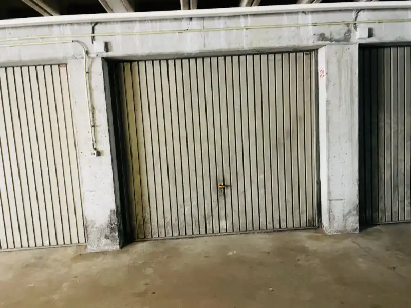 Privatieve garagebox foto 2