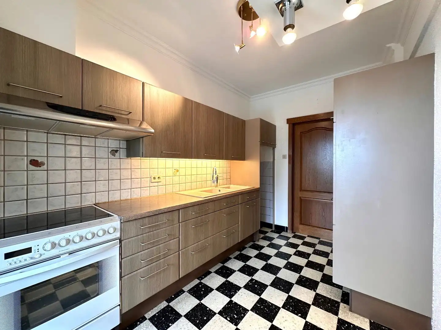 Ruim en energiezuinig appartement met 2 slaapkamers in het centrum van Tongeren-Borgloon foto 8