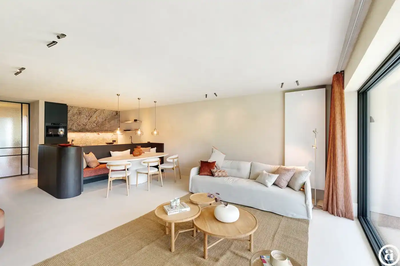 Gerenoveerd appartement in een villa residentie in het Zoute foto 3