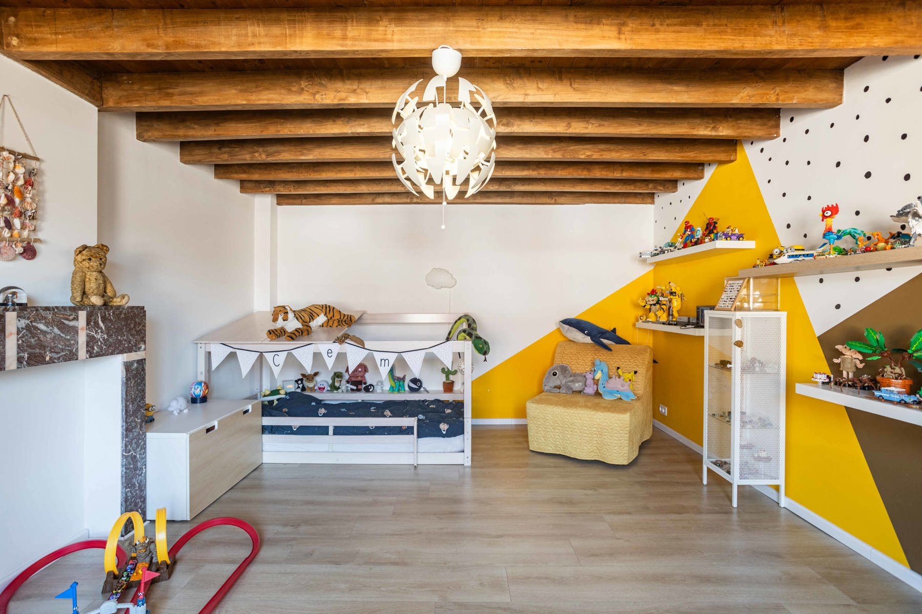 Veelzijdige (dubbele) woning met loods op ruim perceel foto 13