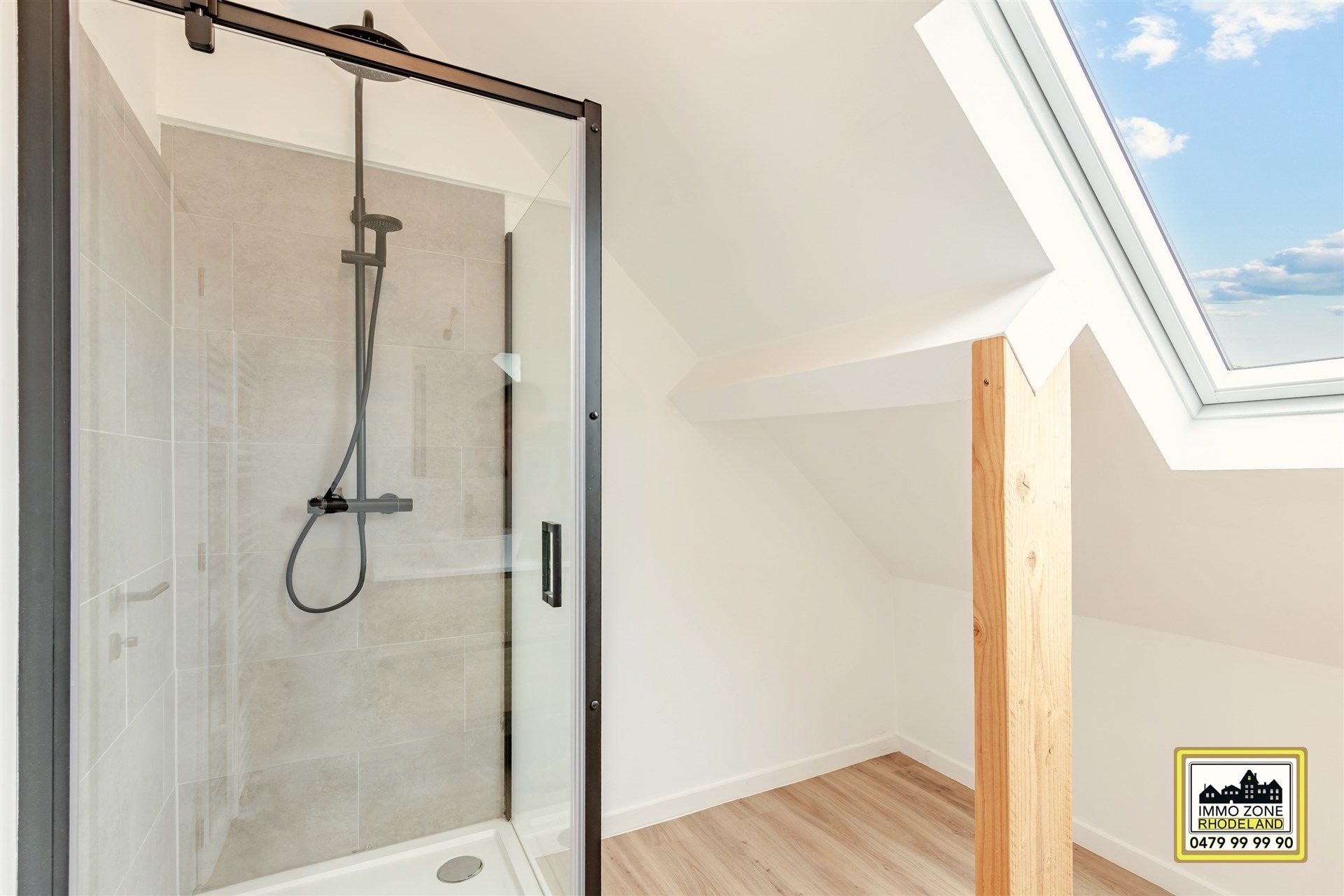 Prachtige woning met 3 slpks, 2 bdks en zonnige tuin foto 22